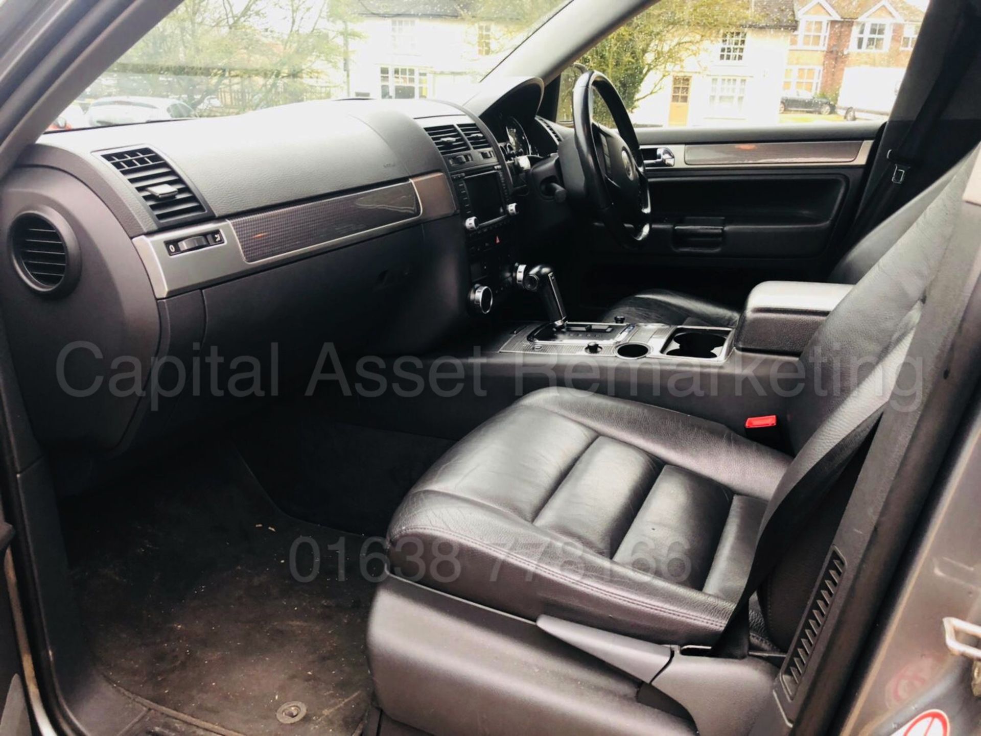 VOLKSWAGEN TOUAREG 'SPORT' (2006 - 06 REG) '2.5 TDI - 175 BHP - AUTO - LEATHER - SAT NAV' (NO VAT) - Bild 23 aus 29