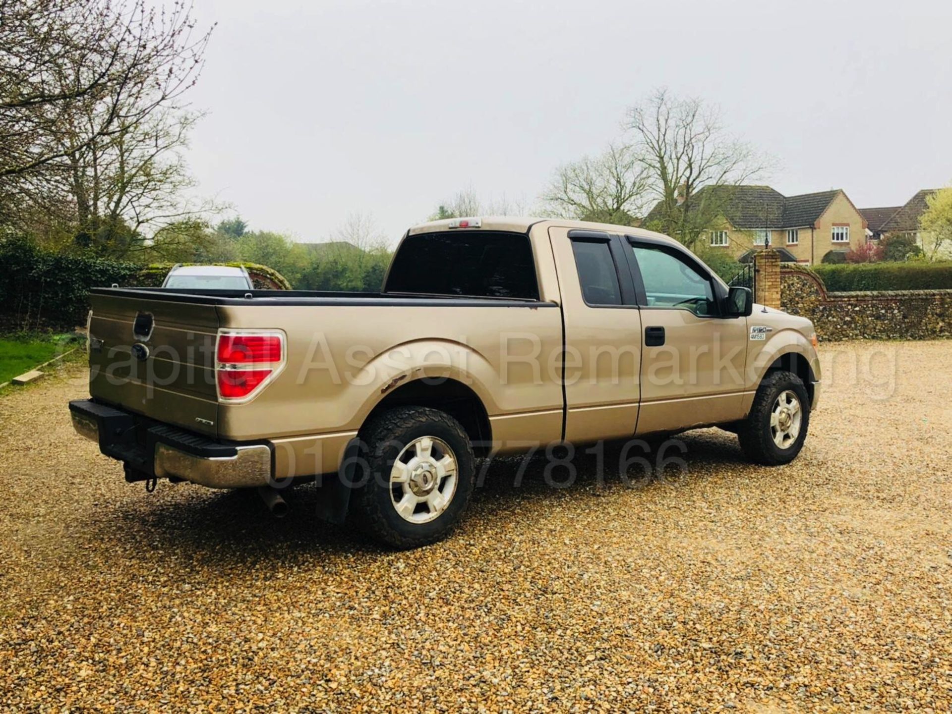 FORD F-150 'XLT EDITION' KING CAB (2012 MODEL) '5.0 V8 - COLUM GEARBOX' **MASSIVE SPEC** - Image 16 of 33