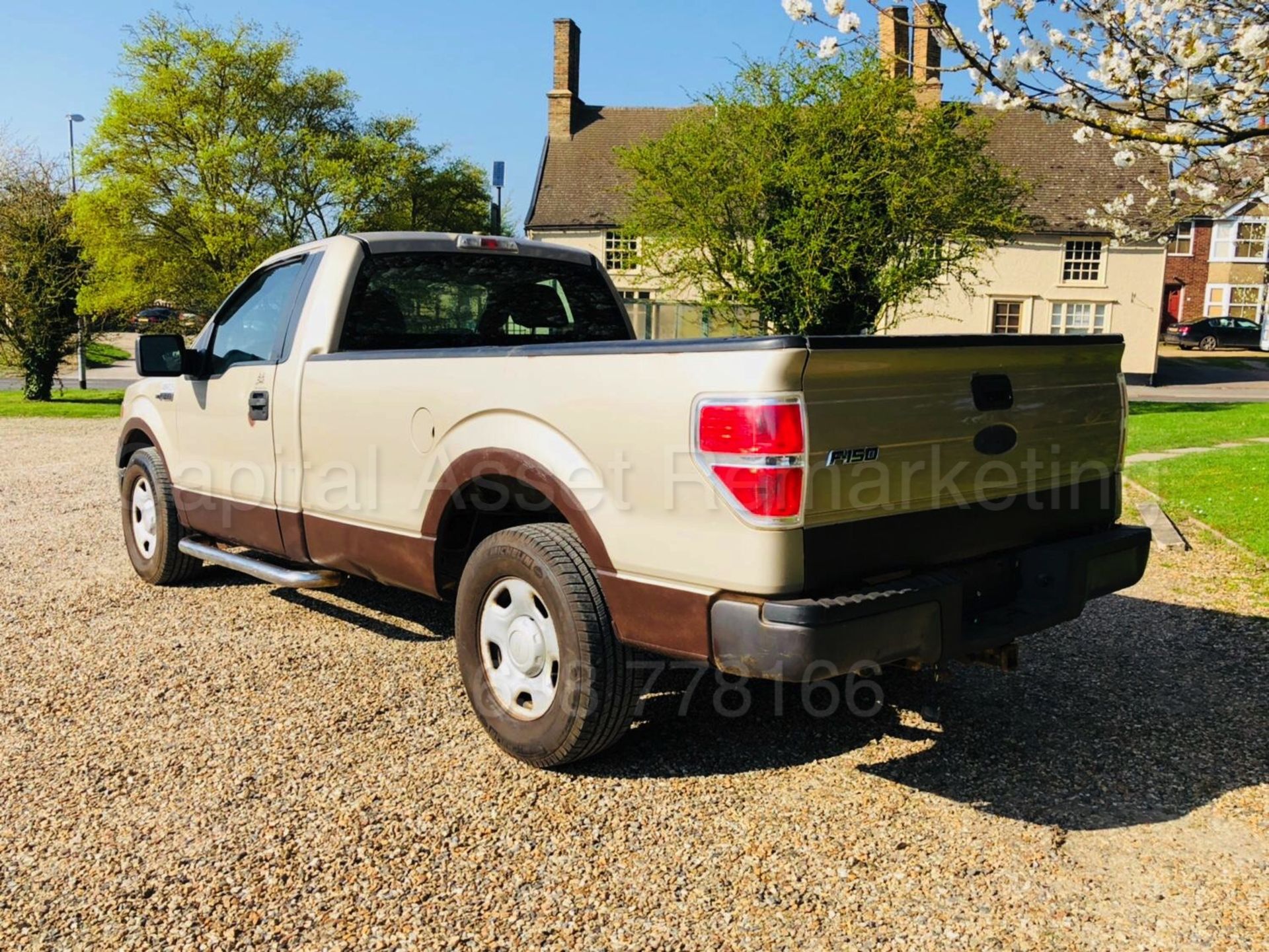 FORD F-150 'XL EDITON' SINGLE CAB PICK-UP (2010 MODEL) '5.0 V8 - AUTO COLOUM CHANGE' **AIR CON** - Image 12 of 36