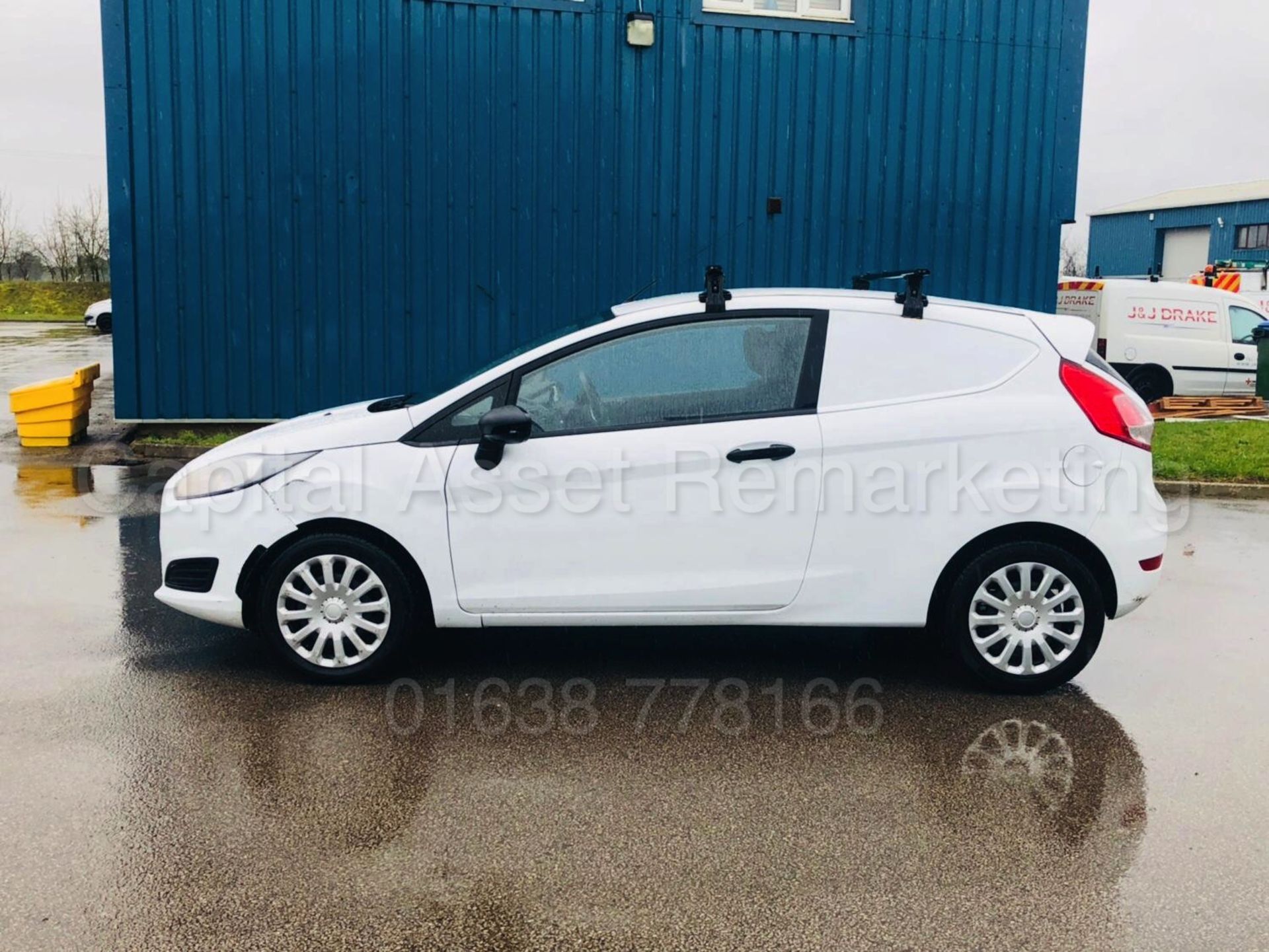 FORD FIESTA 'COMMERCIAL VAN' (2015 - 15 REG) '1.5 TDCI - 75 BHP - 5 SPEED' (NO VAT - SAVE 20%) - Image 4 of 18