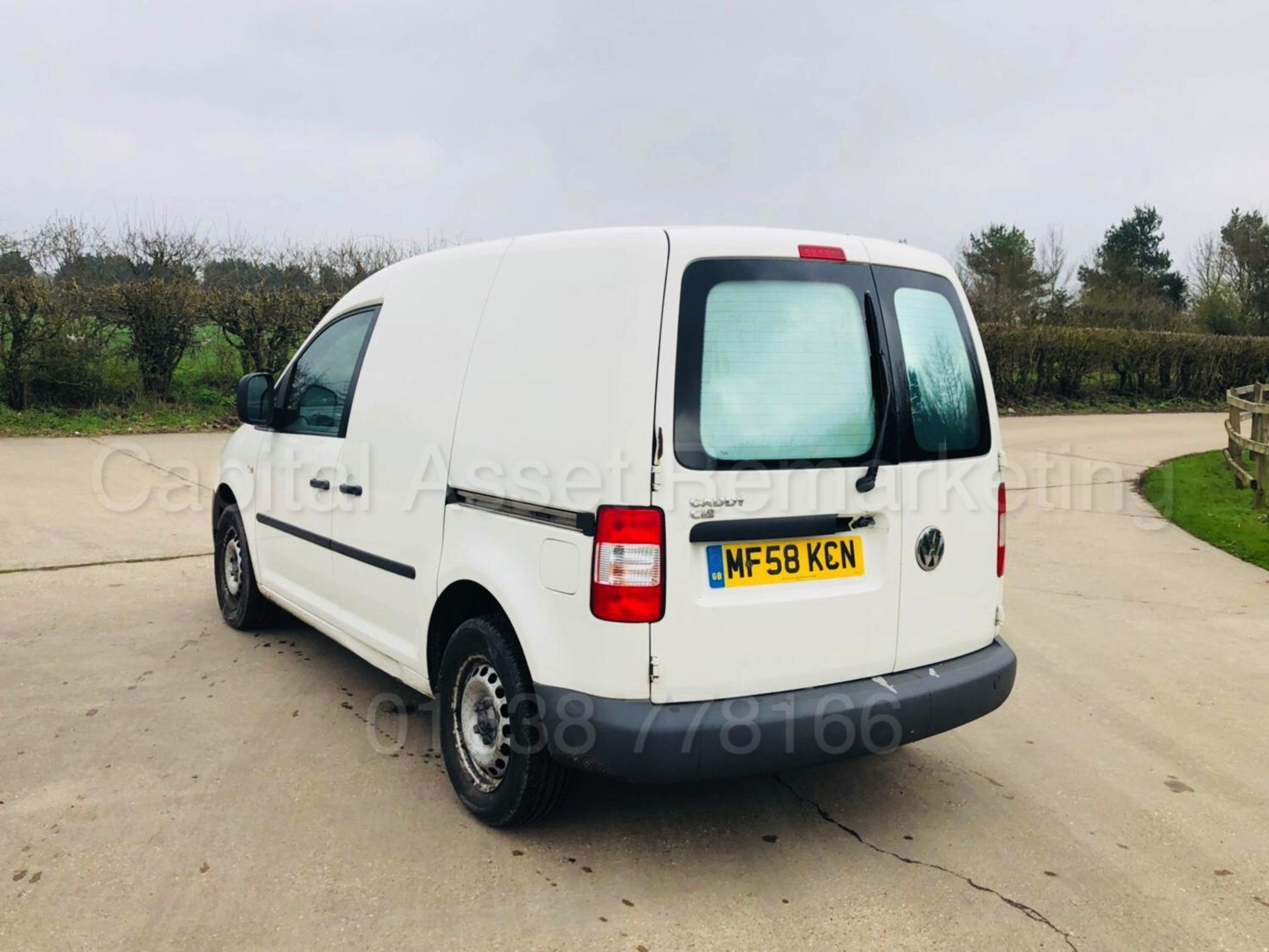 VOLKSWAGEN CADDY 'LCV - PANEL VAN' (2008 - 58 REG) '2.0 DIESEL - 5 SPEED' (NO VAT - SAVE 20%) - Image 6 of 19