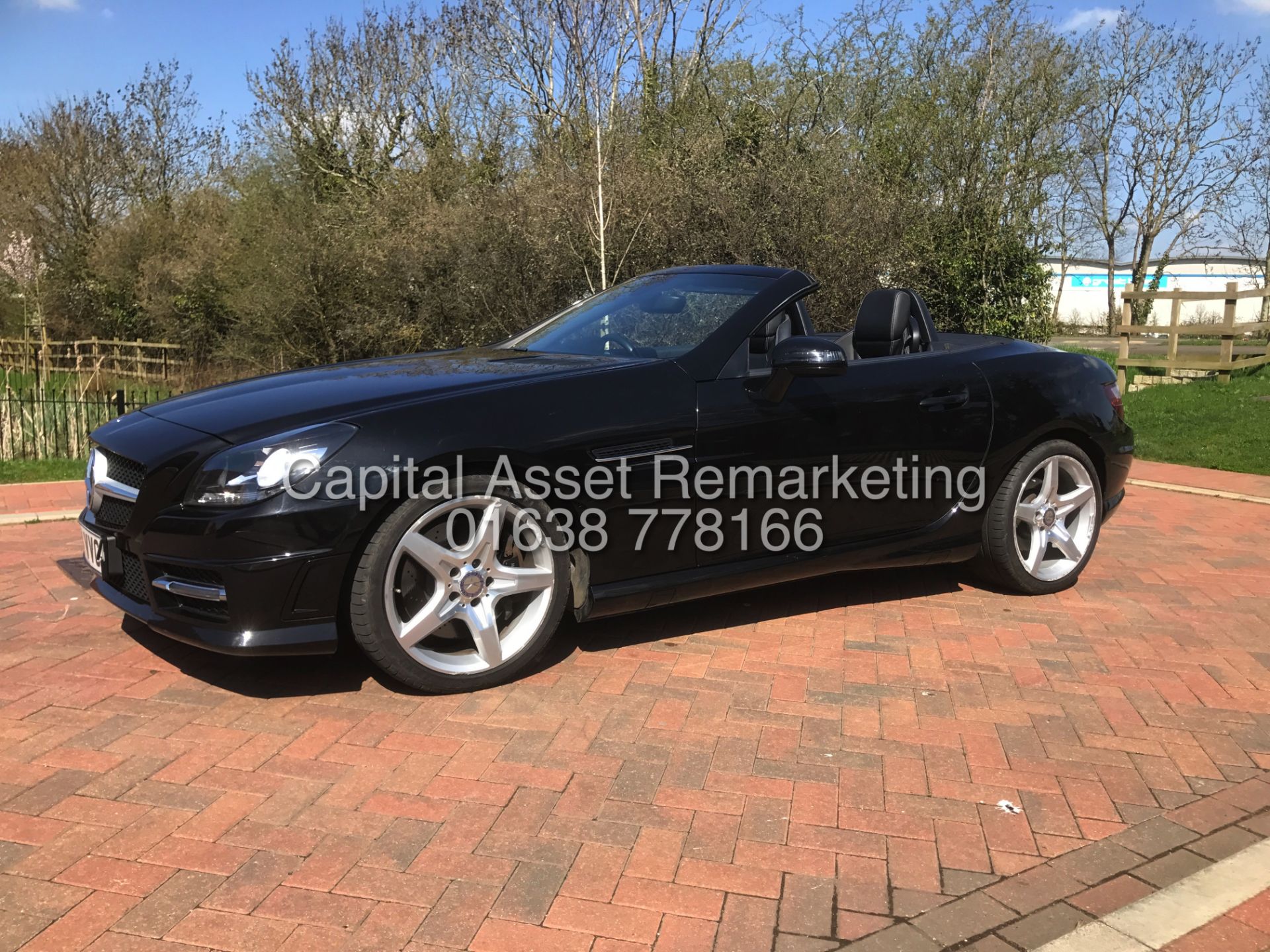 (ON SALE) MERCEDES SLK 250CDI "AMG SPORT" ROADSTER (2015 MODEL) SAT NAV-LEATHER *READY FOR SUMMER* - Image 11 of 27