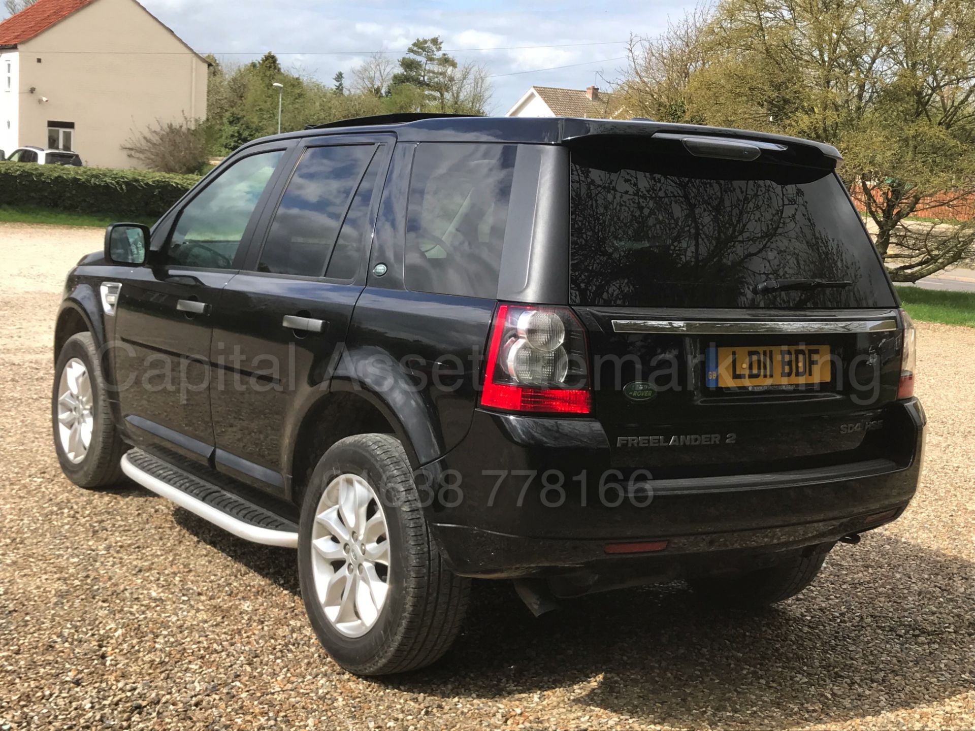 (On Sale) LAND ROVER FREELANDER 'HSE EDITION' (2011) '2.2 SD4 - AUTO' *SAT NAV - LEATHER - PAN ROOF* - Bild 8 aus 45