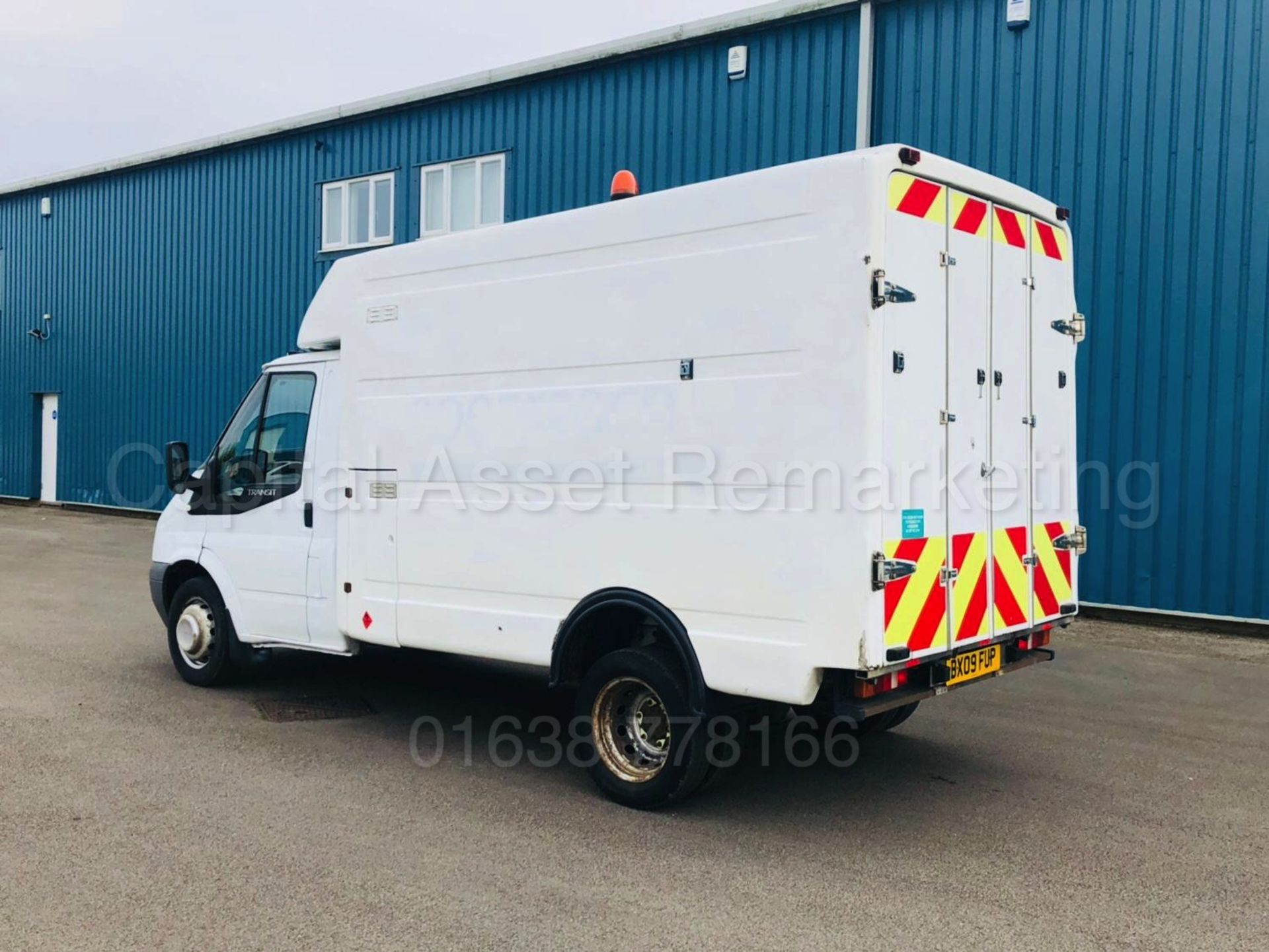 FORD TRANSIT 100 350 'BOX / LUTON VAN' (2009 - 09 REG) '2.4 TDCI - 100 BHP' (1 COMPANY OWNER) - Image 7 of 22