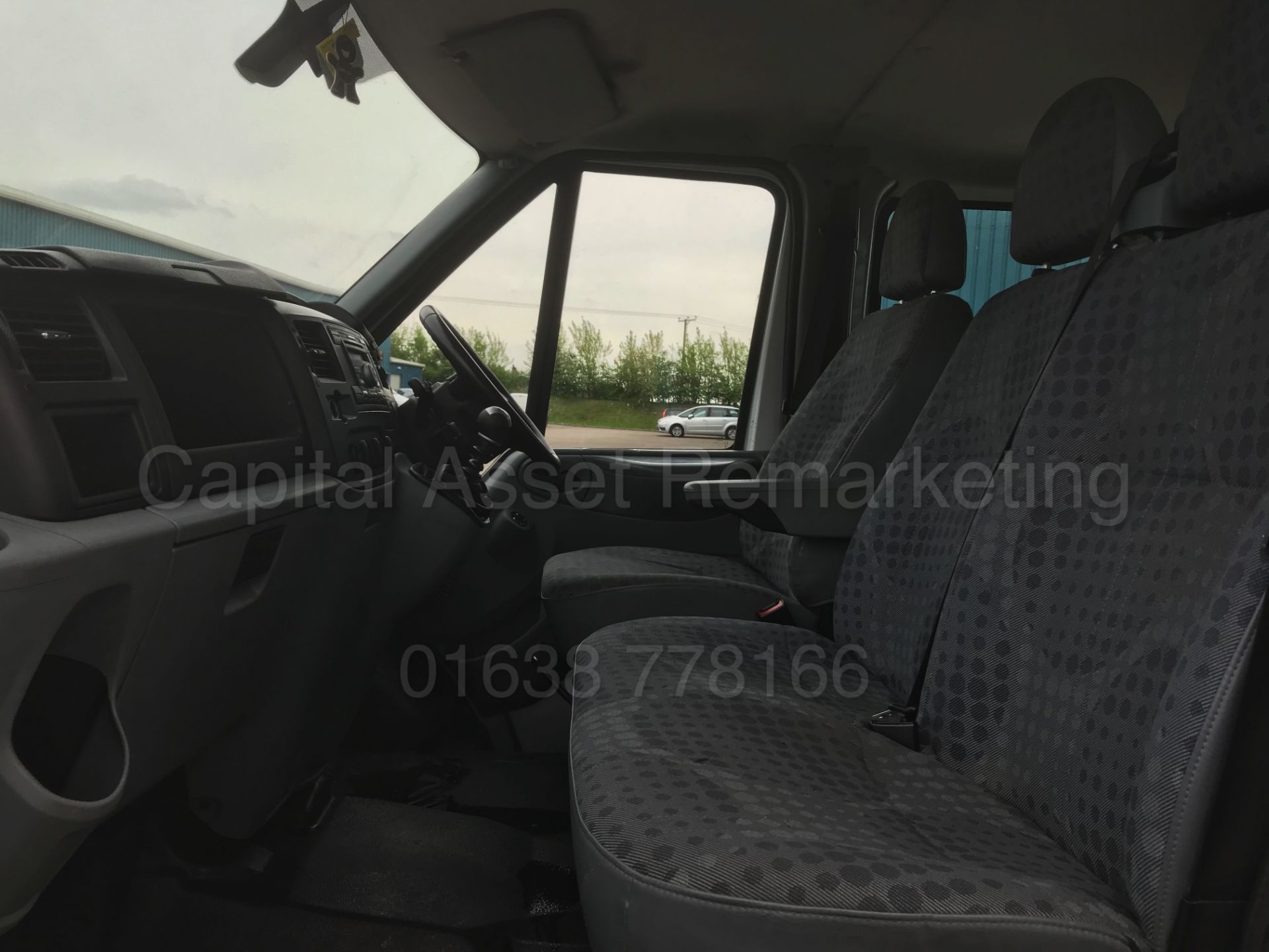 (ON SALE) FORD TRANSIT 115 T260S *TREND EDITION* '6 SEATER CREW VAN' (2011) '2.2 TDCI - 115 BHP - Bild 18 aus 39