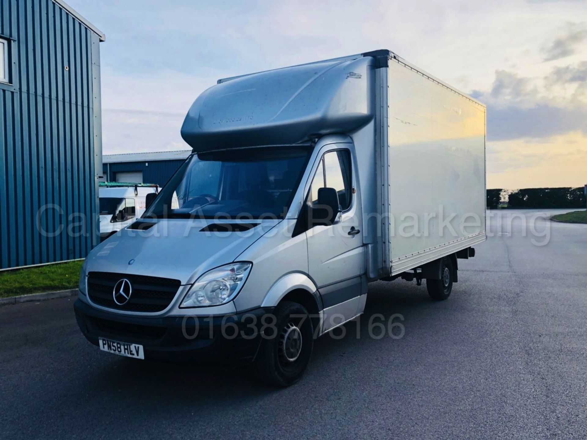 MERCEDES-BENZ SPRINTER 313 CDI 'LWB - LUTON / BOX VAN' (2009 MODEL) '130 BHP - 6 SPEED' - Bild 2 aus 21