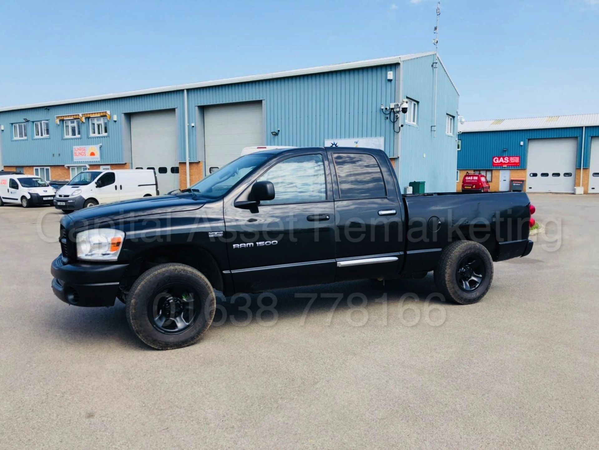 DODGE RAM 1500 'SLT EDITION' *4X4* (2008) '5.7 HEMI V8 SLT - AUTO' DOUBLE CAB PICK-UP *MASSIVE SPEC* - Image 5 of 36