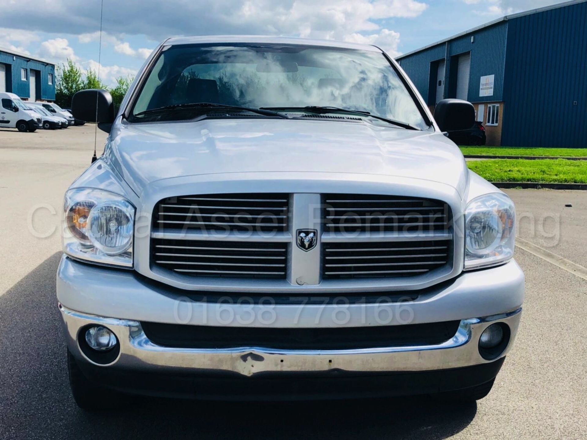 DODGE RAM 'SLT EDITION' DOUBLE CAB PICK-UP *4X4* (2009 MODEL) '5.7 HEMI V8 - 395 BHP - AUTO' *LOOK* - Bild 2 aus 36