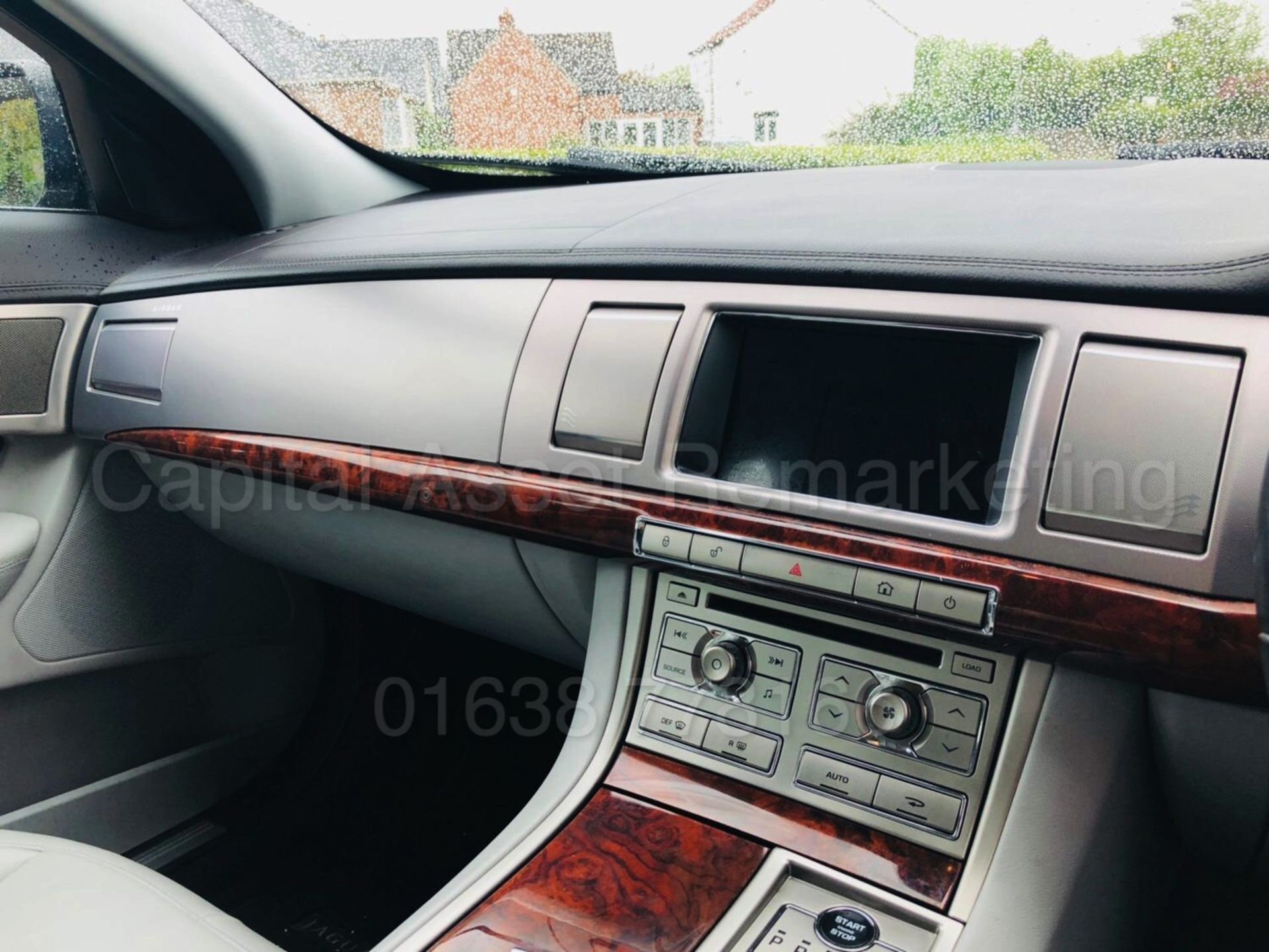 (On Sale) JAGUAR XF 'LUXURY EDITION' (2010 MODEL) '3.0 V6 - 241 BHP - AUTO' **LEATHER - SAT NAV** - Bild 43 aus 55