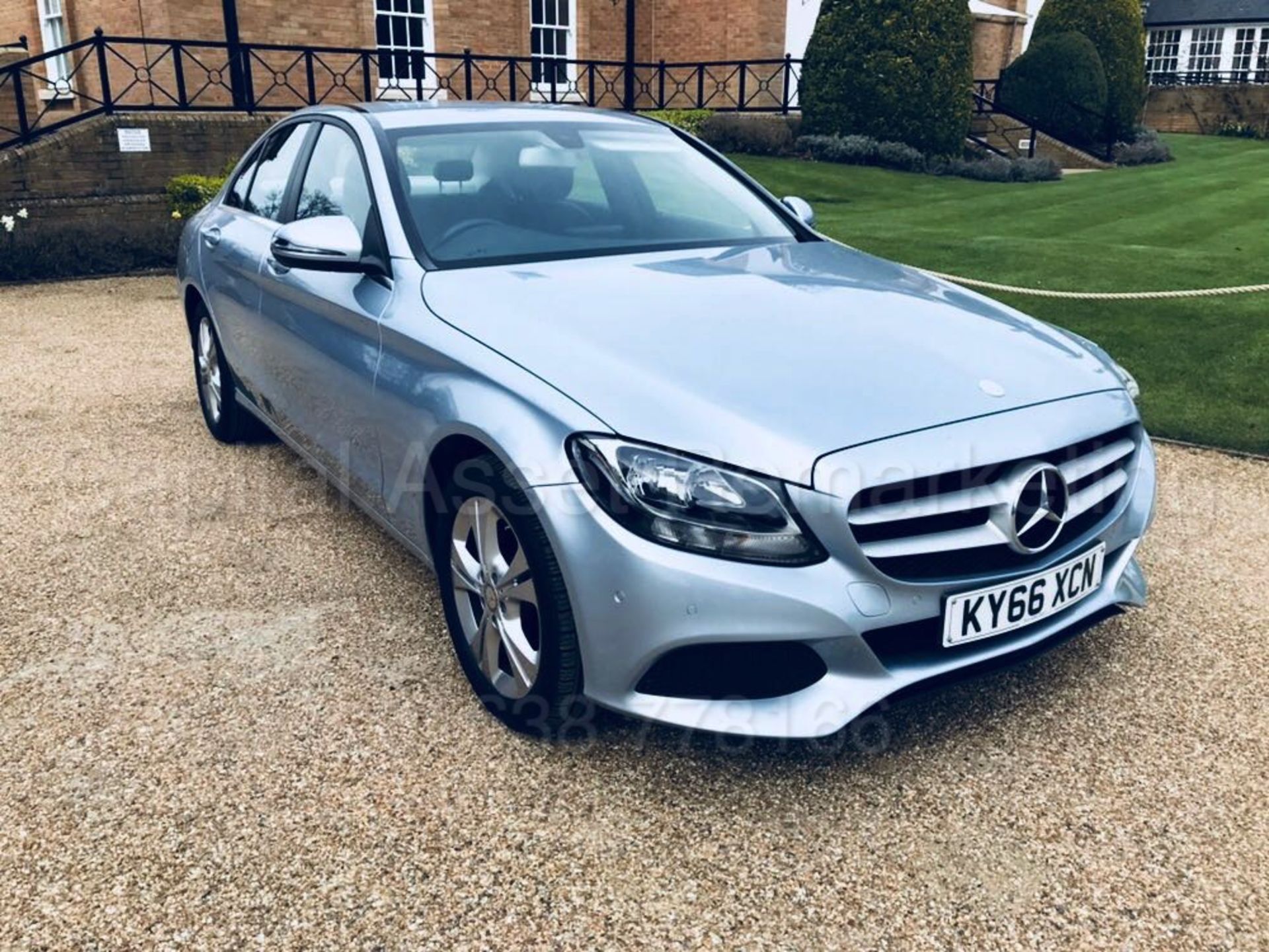 ON SALE MERCEDES-BENZ C220D 'EXECUTIVE EDITION' (2017 MODEL)'7-G AUTO - LEATHER- SAT NAV' HUGE SPEC! - Image 2 of 30