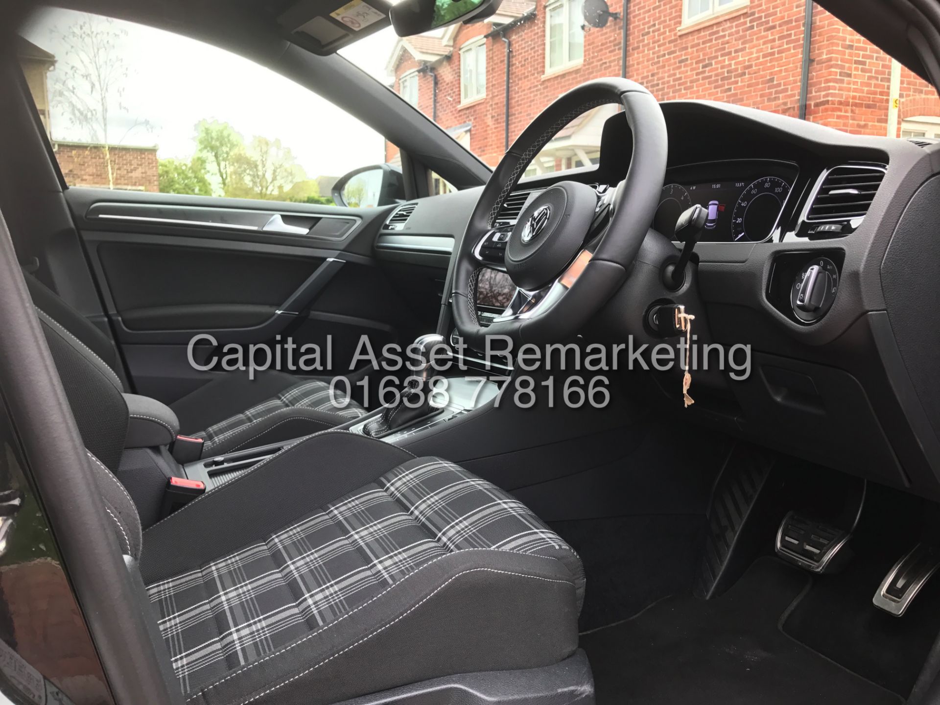 (ON SALE) VW GOLF 2.0TDI "GTD 184BHP" DSG AUTO (2018 MODEL) SAT NAV - WINTER PACK - UPGRADE WHEELS - Image 14 of 25