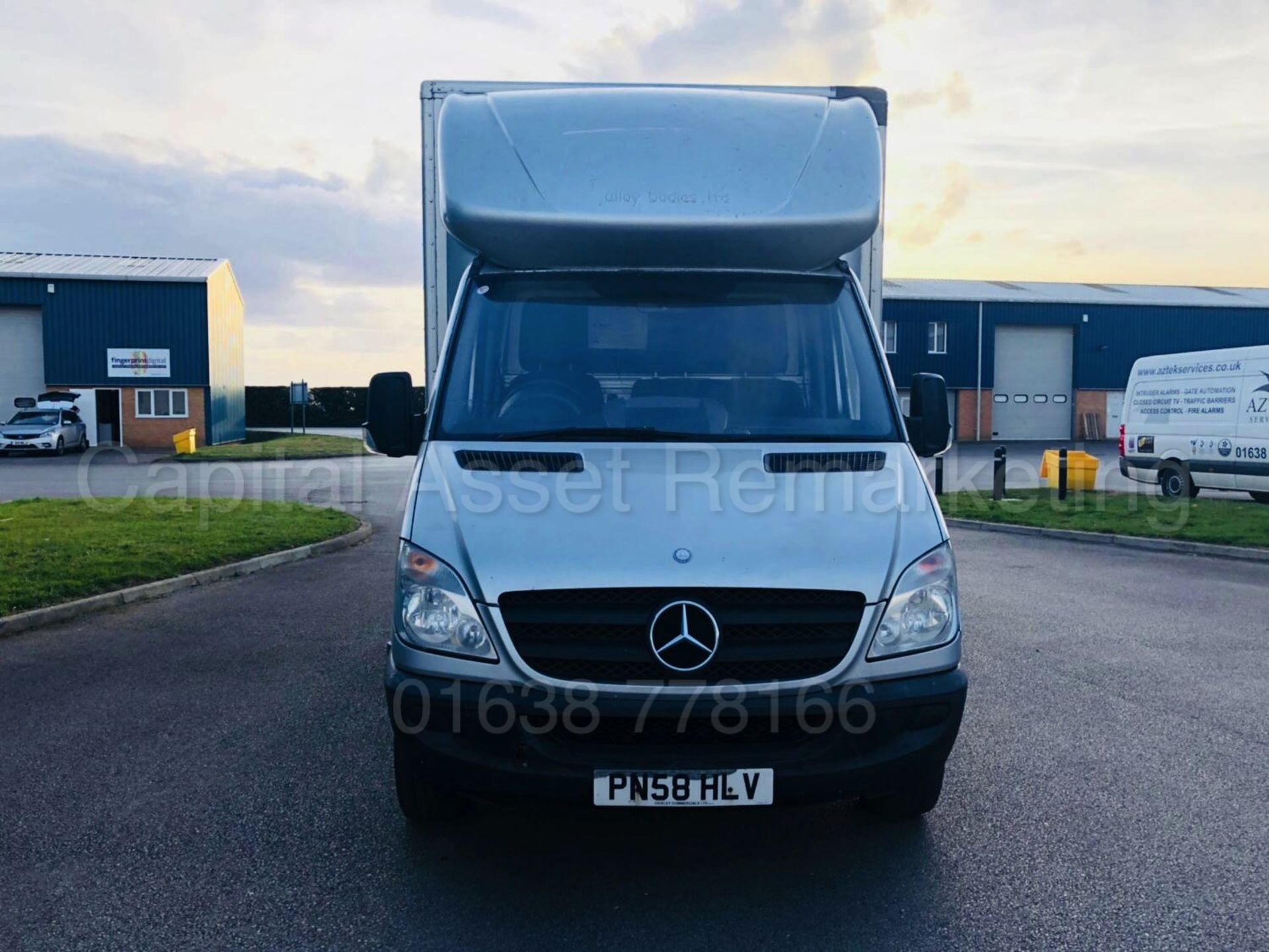 MERCEDES-BENZ SPRINTER 313 CDI 'LWB - LUTON / BOX VAN' (2009 MODEL) '130 BHP - 6 SPEED' - Image 11 of 21