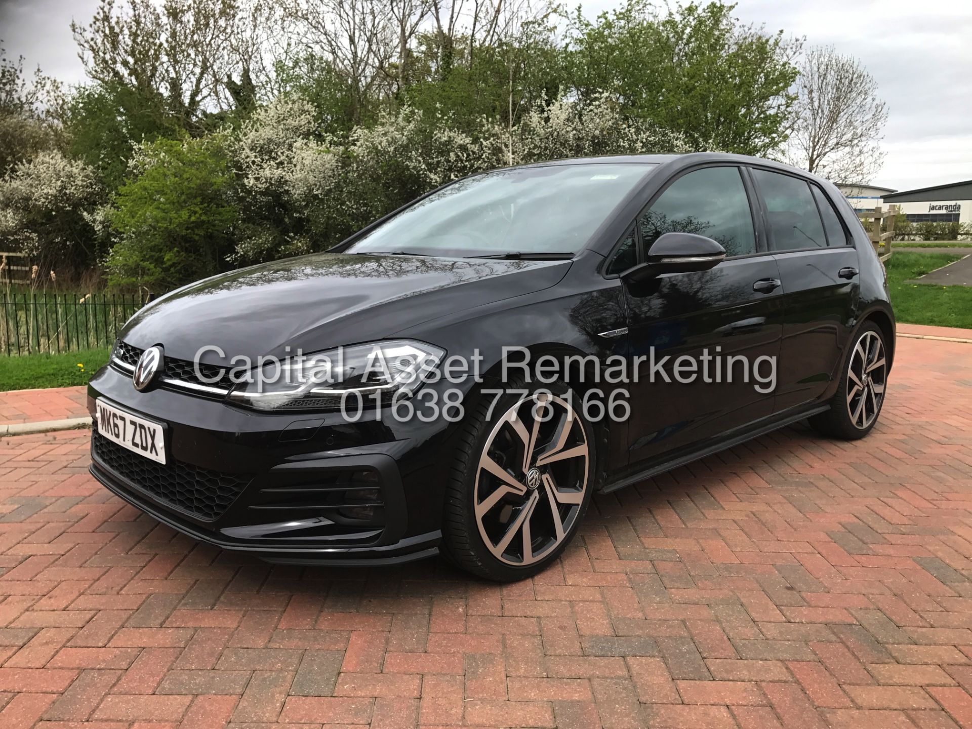 (ON SALE) VW GOLF 2.0TDI "GTD 184BHP" DSG AUTO (2018 MODEL) SAT NAV - WINTER PACK - UPGRADE WHEELS - Bild 4 aus 25