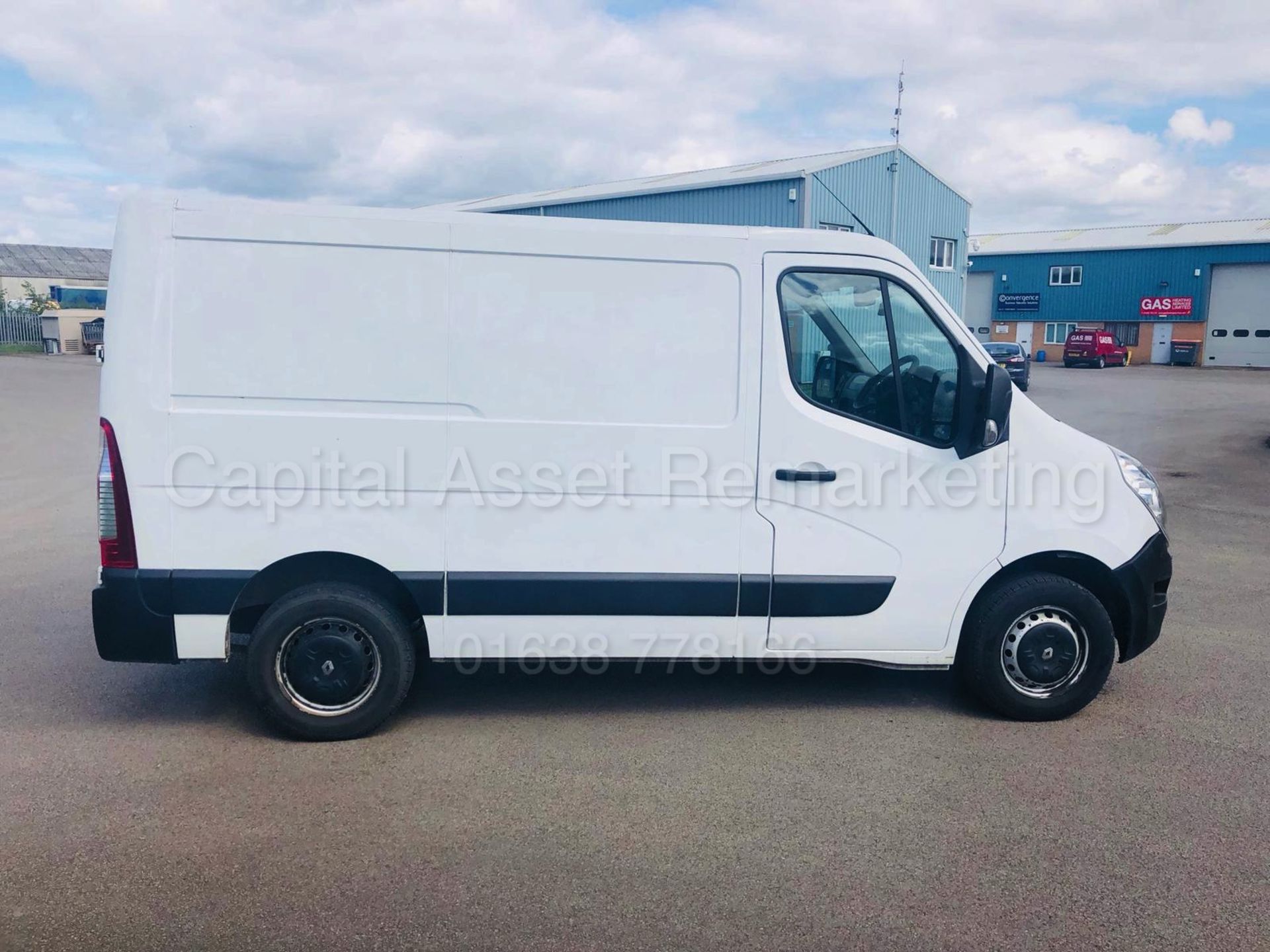 (On Sale) RENAULT MASTER 125.35 'SWB VAN' (2013) '2.3 DIESEL - 125 BHP - 6 SPEED' **A/C - SAT NAV** - Bild 11 aus 25