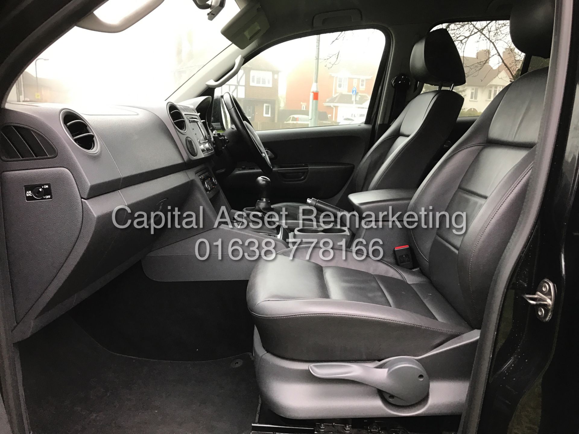 VOLKSWAGEN AMAROK 2.0TDI "HIGHLINE 4MOTION" D/C (63 REG) FULLY LOADED - SAT NAV - LEATHER- ONLY 62k - Image 16 of 24