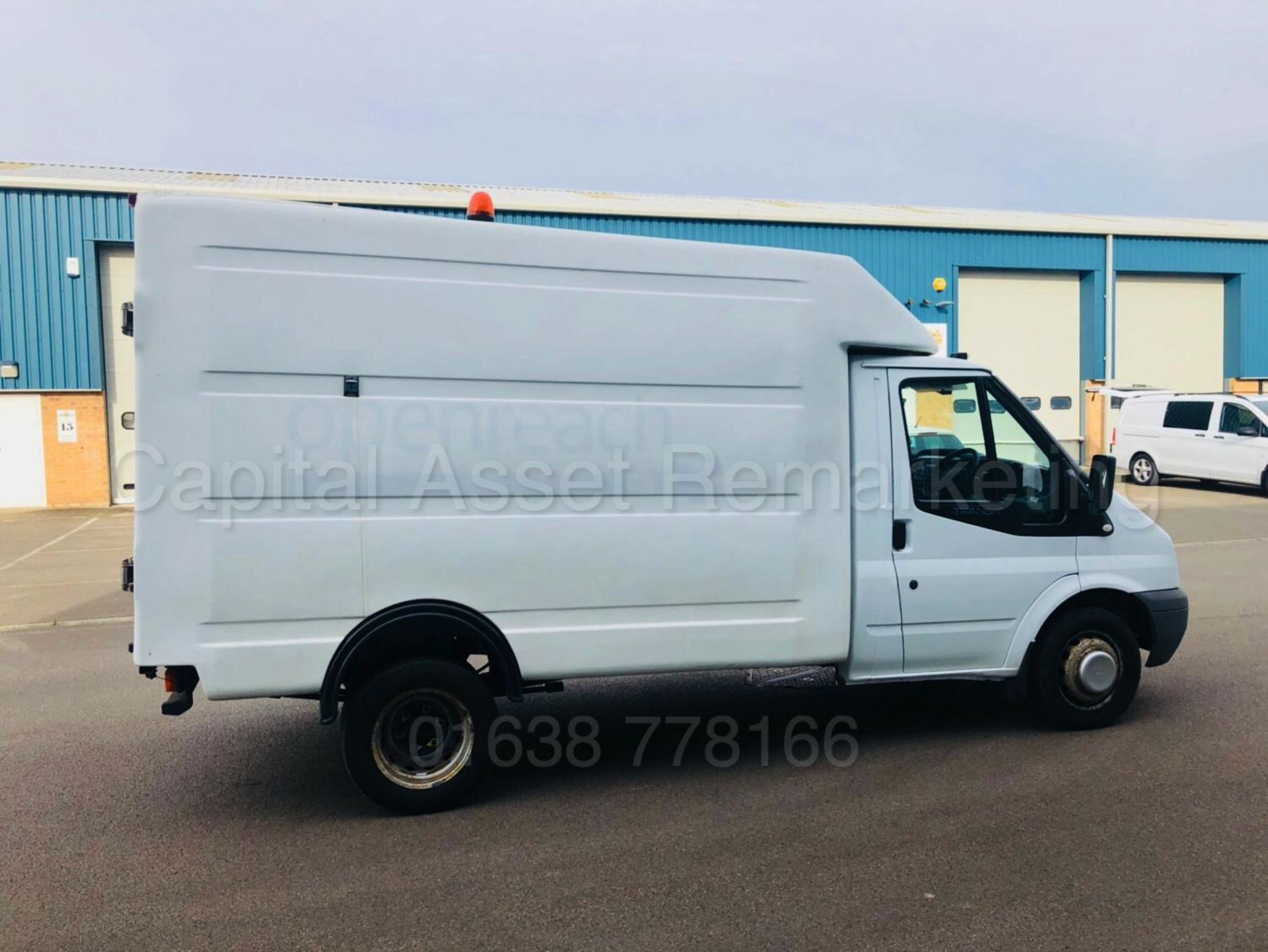 FORD TRANSIT 100 350 'BOX / LUTON VAN' (2009 - 09 REG) '2.4 TDCI - 100 BHP' (1 COMPANY OWNER) - Image 13 of 22