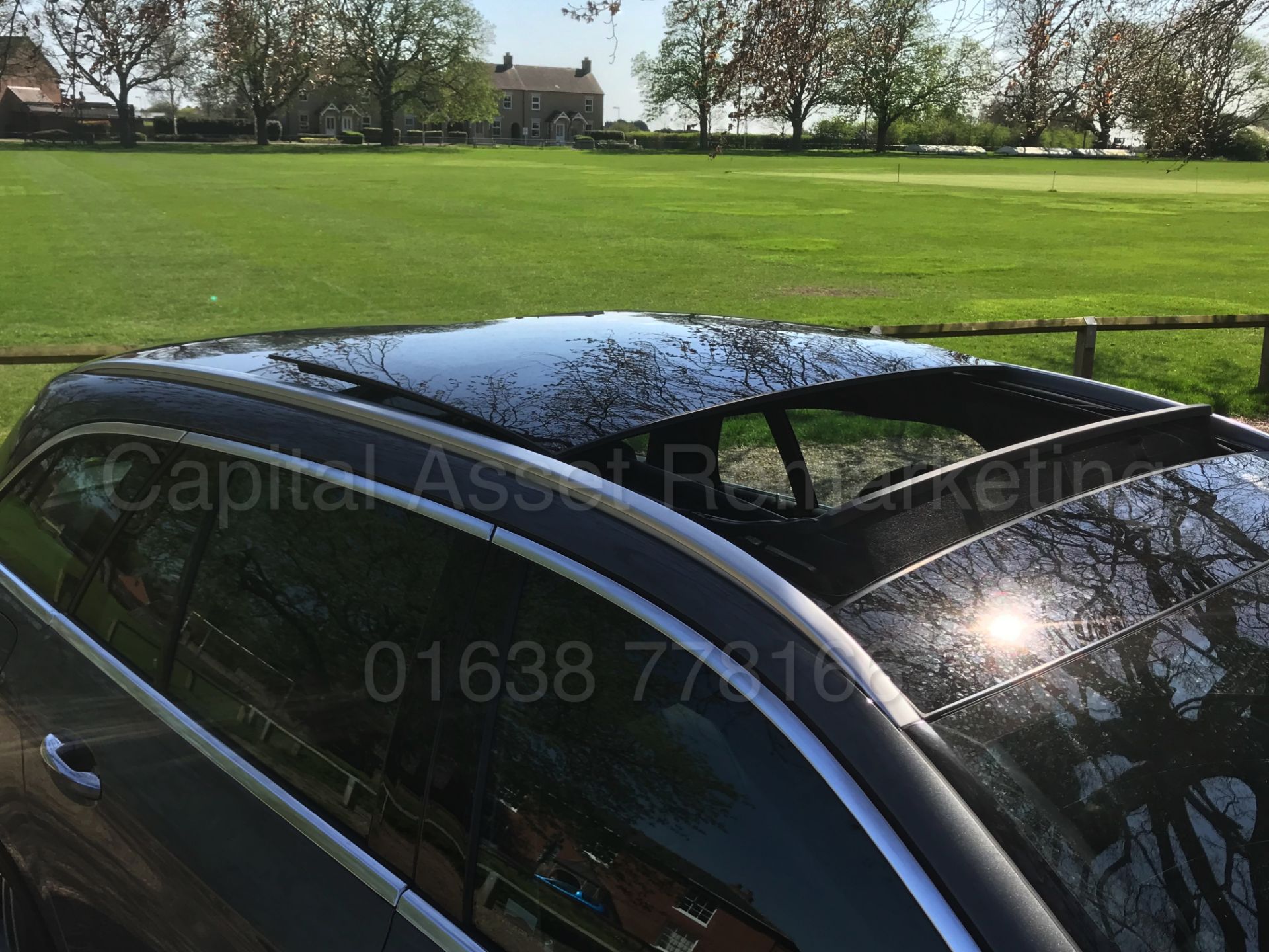 MERCEDES-BENZ E220D 'AMG PREMIUM' ESTATE (2017 - 67 REG) '9-G TRONIC - SAT NAV -PAN ROOF' *TOP SPEC* - Image 20 of 52