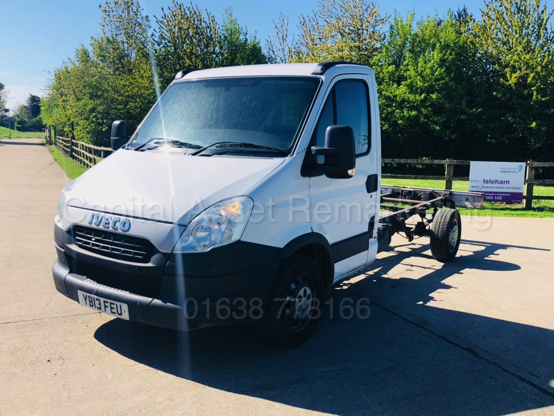 On Sale IVECO DAILY 35S11 'LWB - CHASSIS CAB' (2014 MODEL) '2.3 DIESEL - 6 SPEED' (1 OWNER) - Image 3 of 17