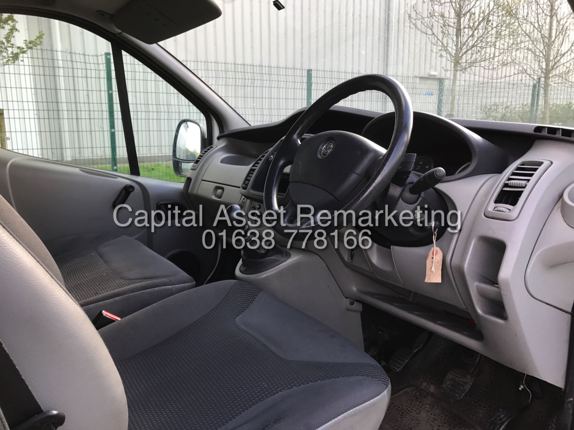 VAUXHALL VIVARO 2.0CDTI "6 SPEED" LWB (14 REG) NEW SHAPE - BLUETOOTH - MP3 -NO VAT ON ITEM -SAVE 20% - Image 10 of 15