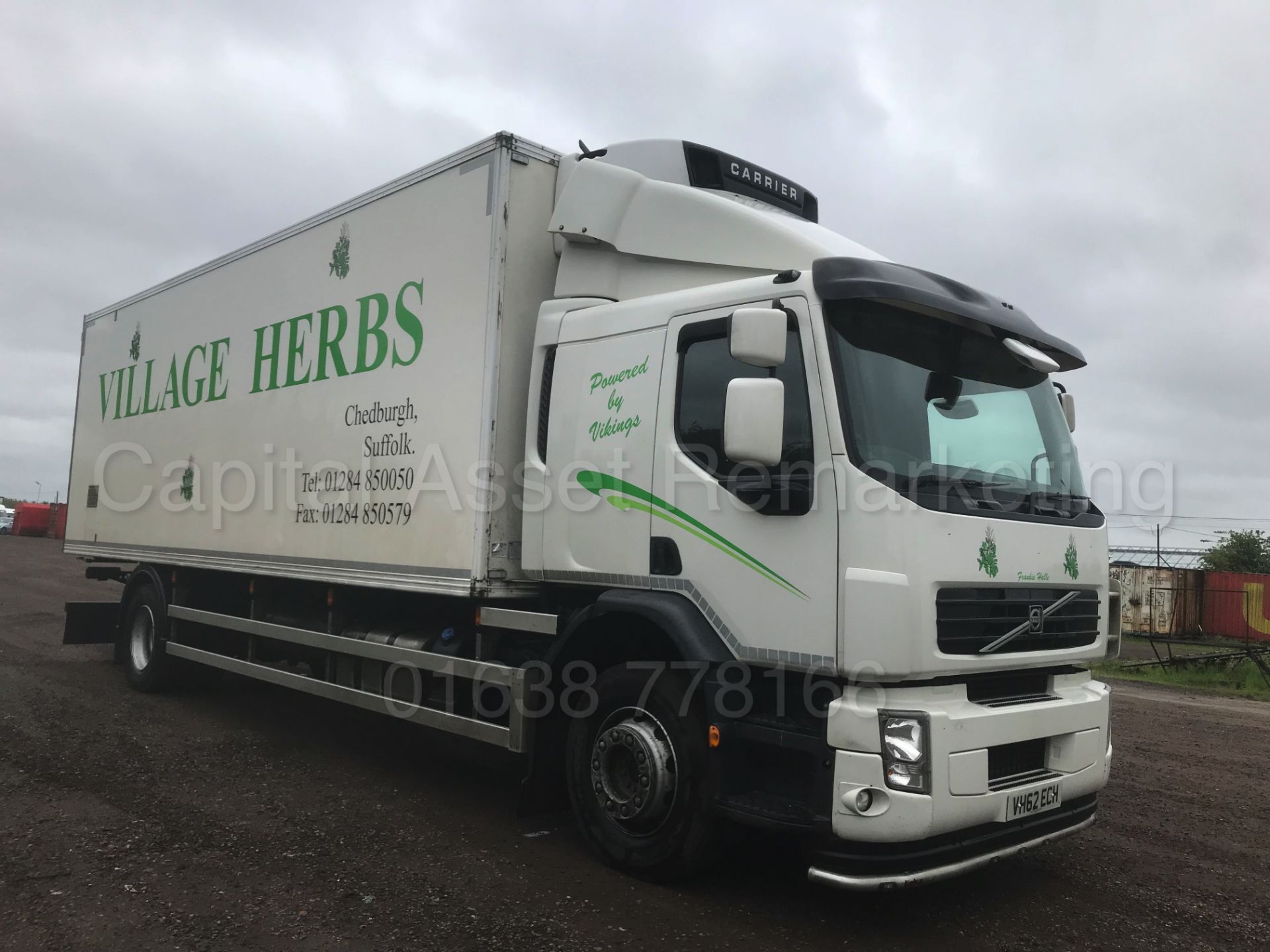 VOLVO ES260 '18 TONNE - REFRIGERATED TRUCK' *SLEEPER CAB* (2013 MODEL) '7L DIESEL - AUTOMATIC' - Image 2 of 32