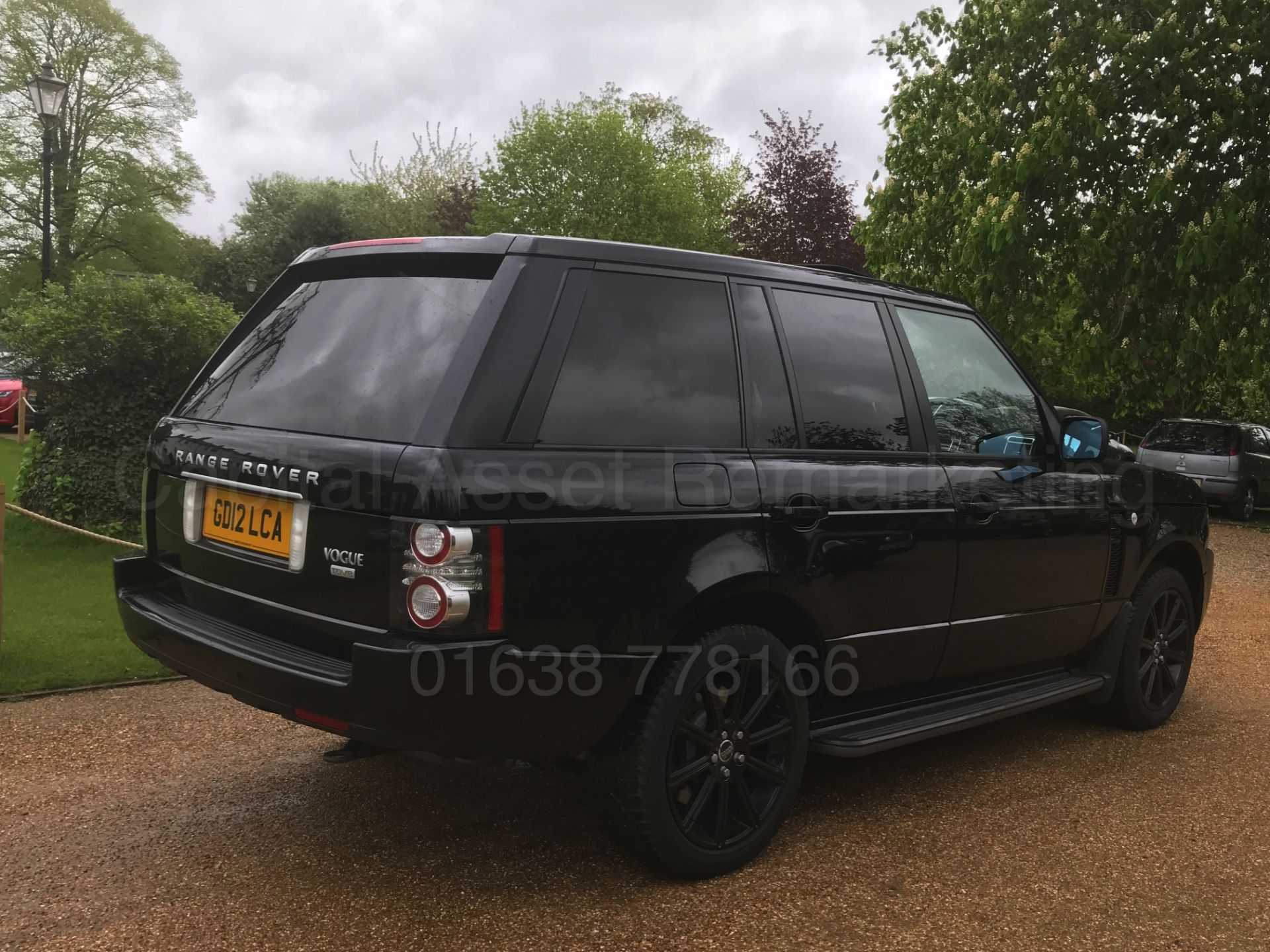 (On Sale) RANGE ROVER VOGUE (2012) '4.4 TDV8 - 313 BHP - 8 SPEED AUTO' *SAT NAV - LEATHER' - Image 23 of 112