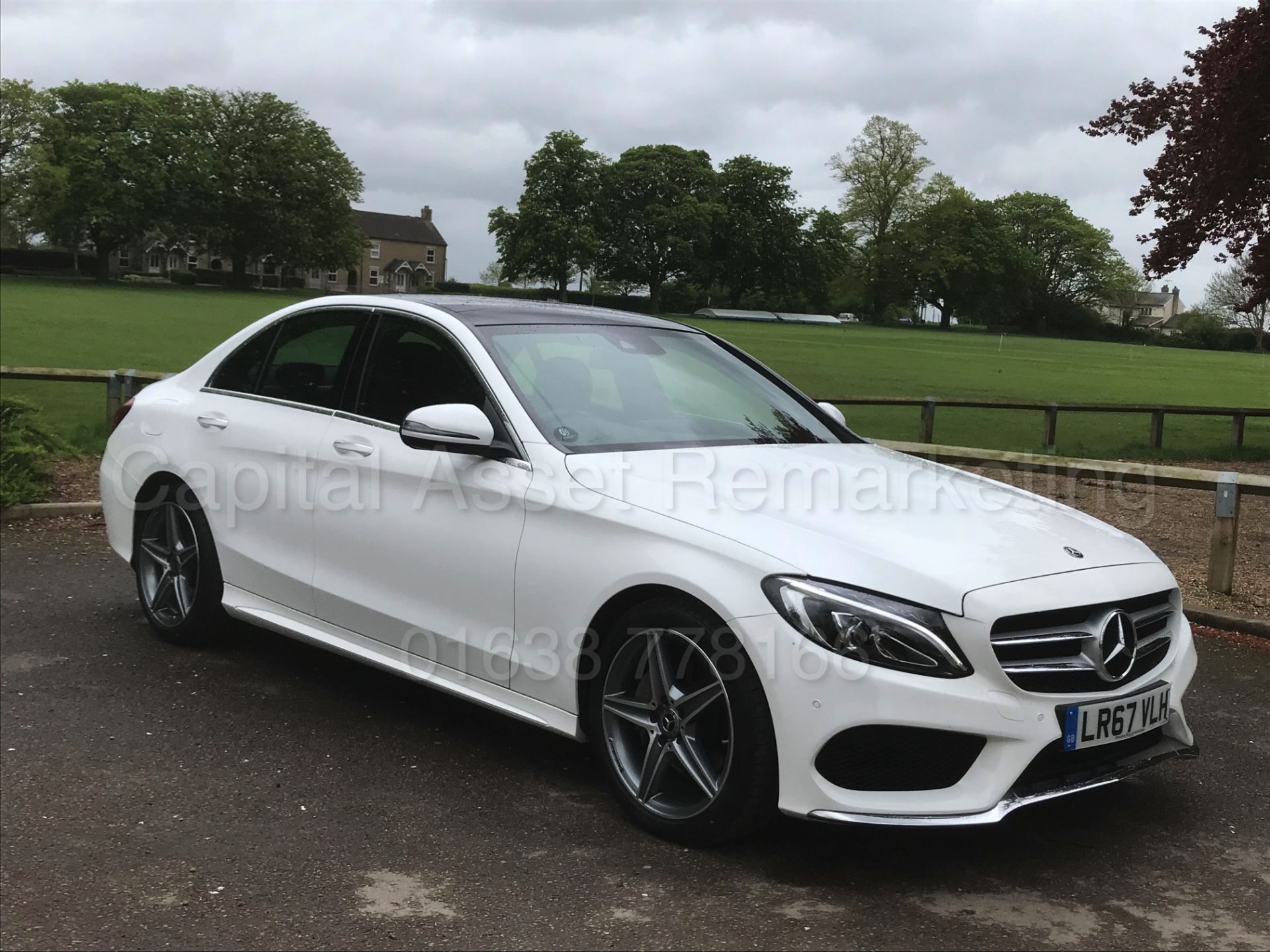 MERCEDES-BENZ C220d 'AMG LINE - PREMIUM PLUS' (2017- 67 REG) '9-G TRONIC AUTO - SAT NAV - PAN ROOF' - Image 2 of 67