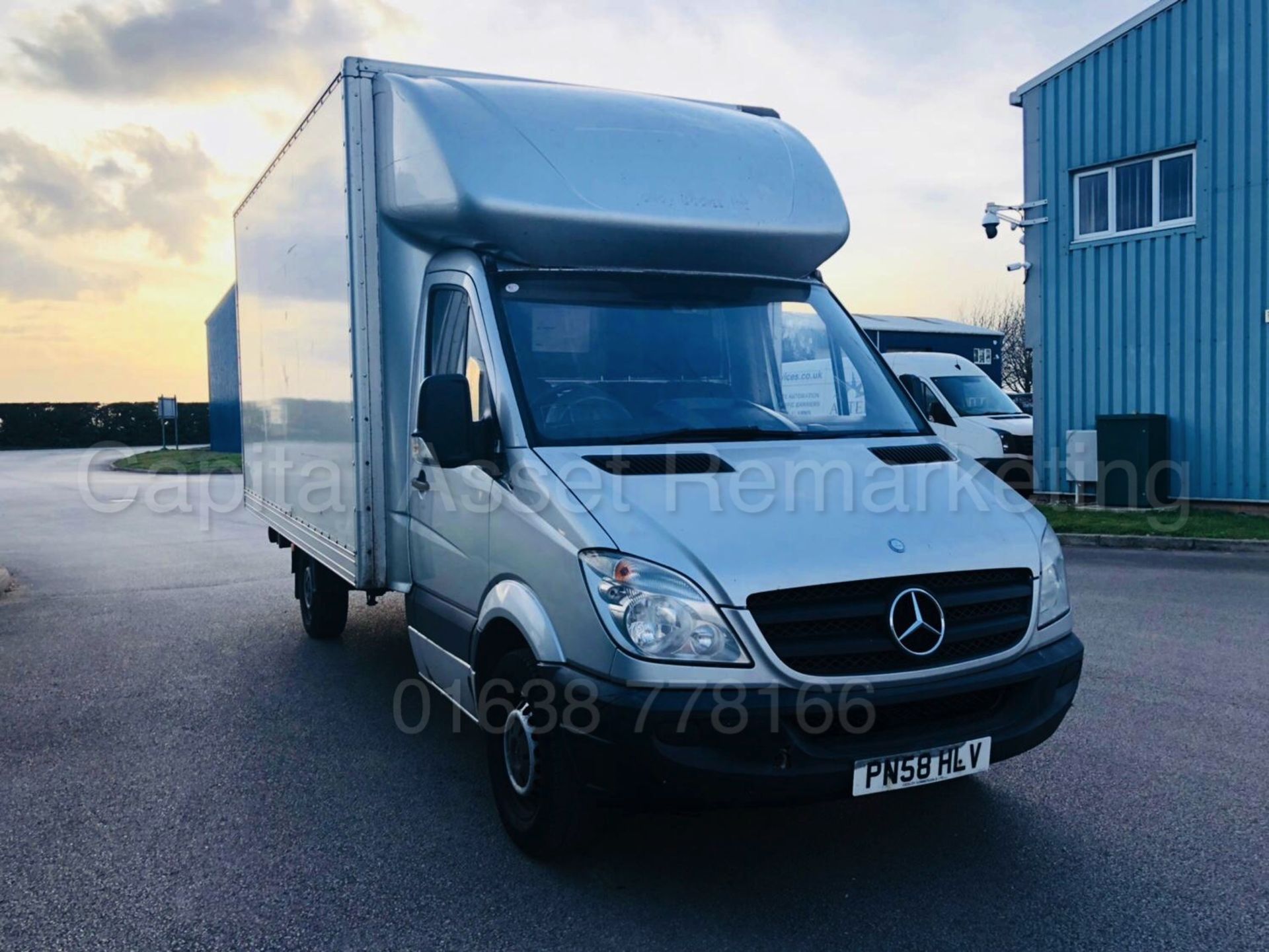 (ON SALE) MERCEDES-BENZ SPRINTER 313 CDI 'LWB - LUTON / BOX VAN' (2009 MODEL) '130 BHP - 6 SPEED' - Bild 2 aus 21