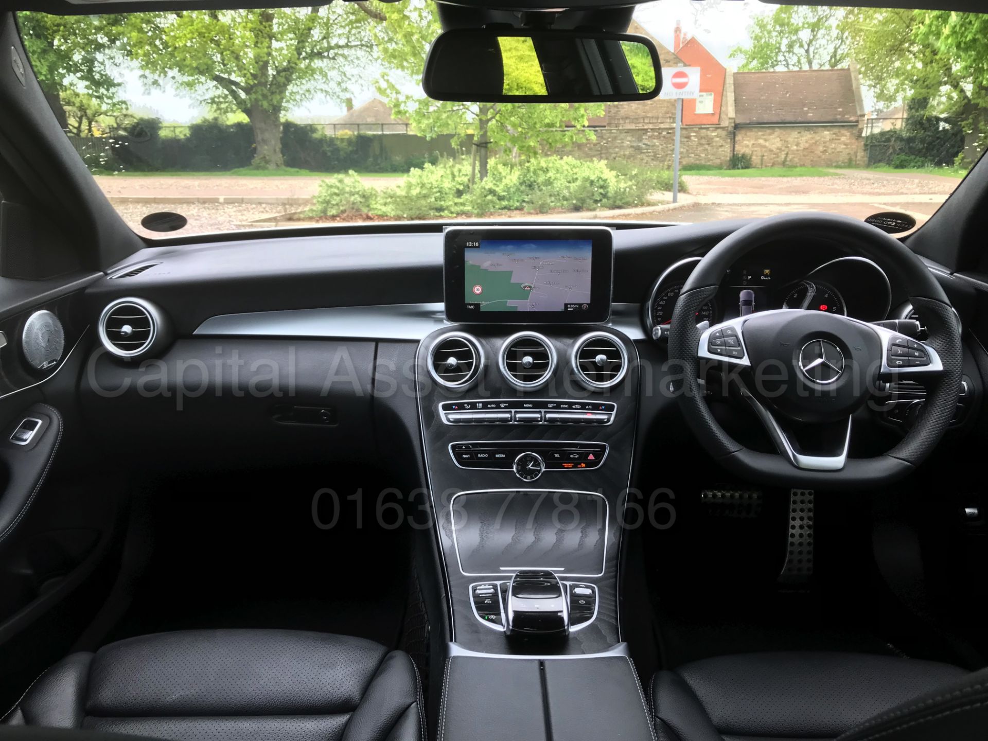 MERCEDES-BENZ C220d 'AMG LINE - PREMIUM PLUS' (2017- 67 REG) '9-G TRONIC AUTO - SAT NAV - PAN ROOF' - Image 47 of 67