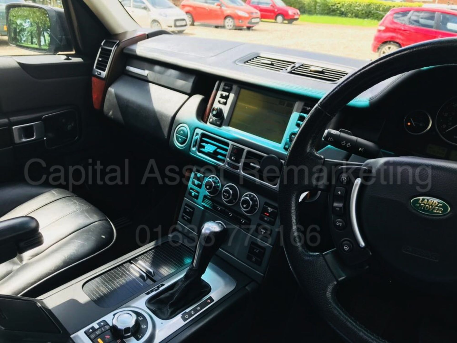 (ON SALE) RANGE ROVER VOGUE (2007) '3.6 TDV8 - 272 BHP - AUTO' *SAT NAV - LEATHER* **MASSIVE SPEC** - Image 13 of 39