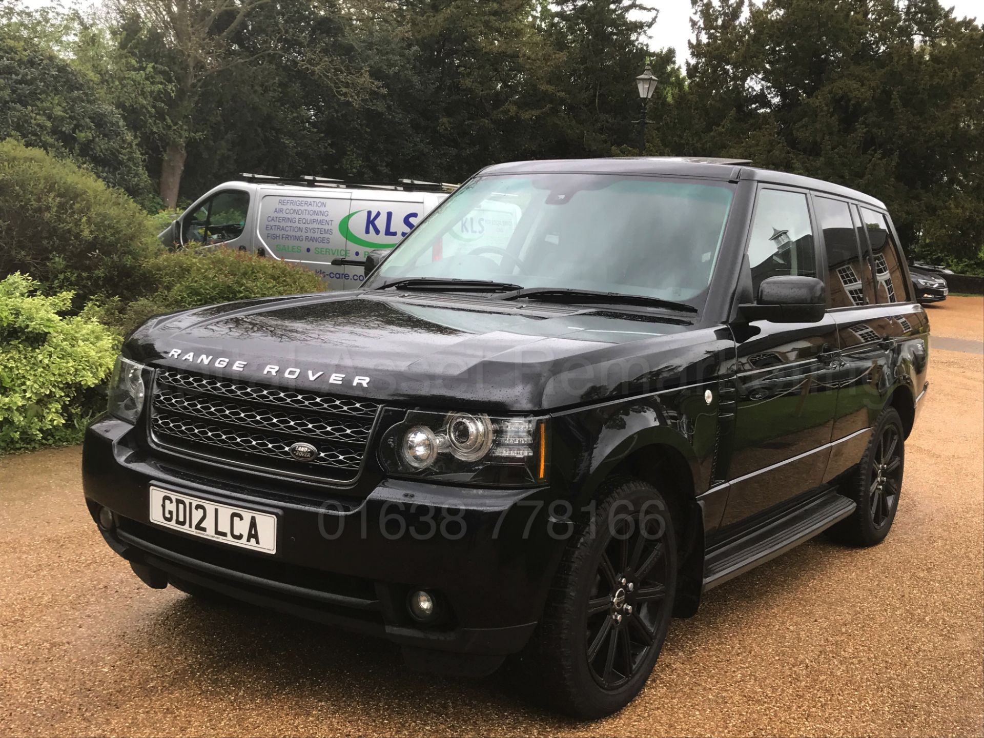 (On Sale) RANGE ROVER VOGUE (2012) '4.4 TDV8 - 313 BHP - 8 SPEED AUTO' *SAT NAV - LEATHER' - Image 7 of 112