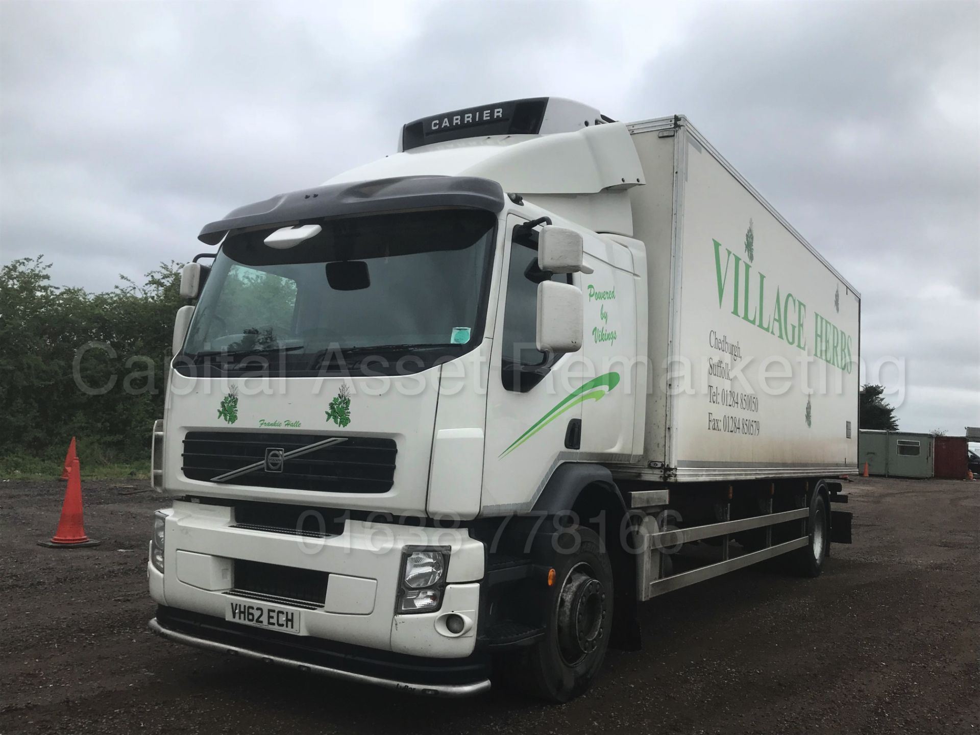 VOLVO ES260 '18 TONNE - REFRIGERATED TRUCK' *SLEEPER CAB* (2013 MODEL) '7L DIESEL - AUTOMATIC' - Image 4 of 32