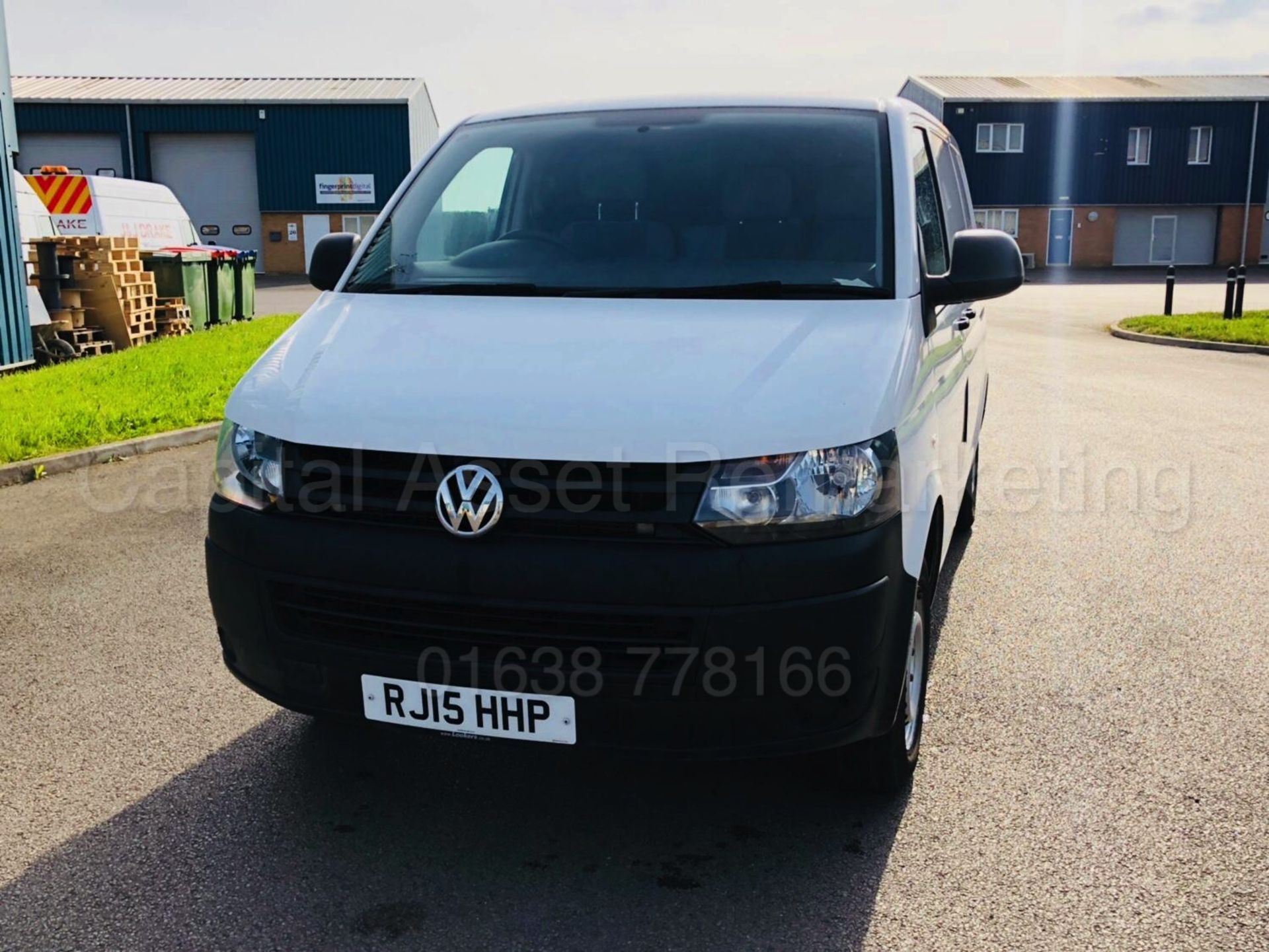 (On Sale) VOLKSWAGEN TRANSPORTER 'SWB - PANEL VAN' (2015- 15 REG) '2.0 TDI - 102 BHP' **LOW MILES** - Image 3 of 31