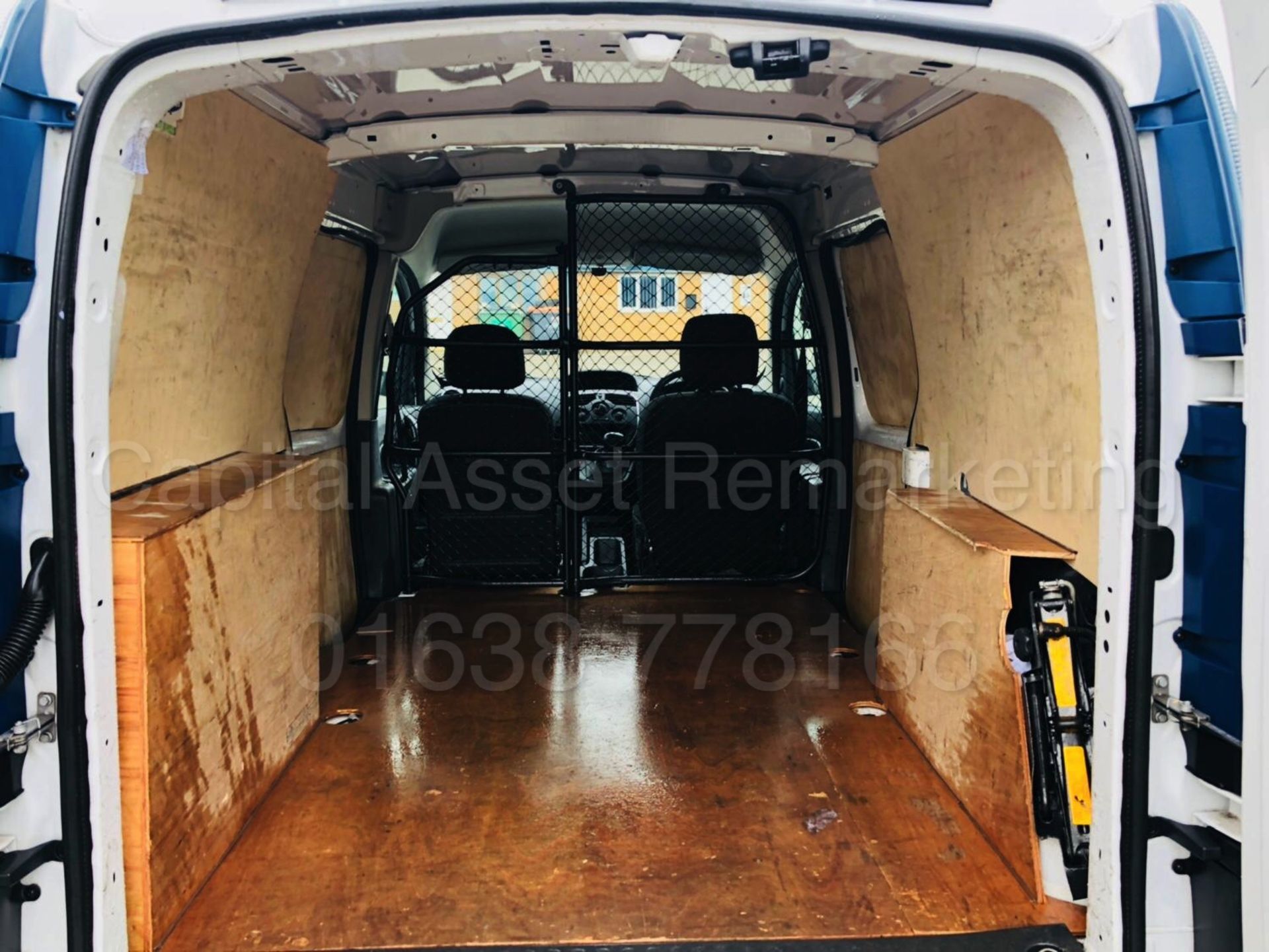 On Sale RENAULT KANGOO LL21 'ZE EDITION' PANEL VAN (2014) 'ELECTRIC VAN - AUTO' *16,000 MILES ONLY** - Image 26 of 29