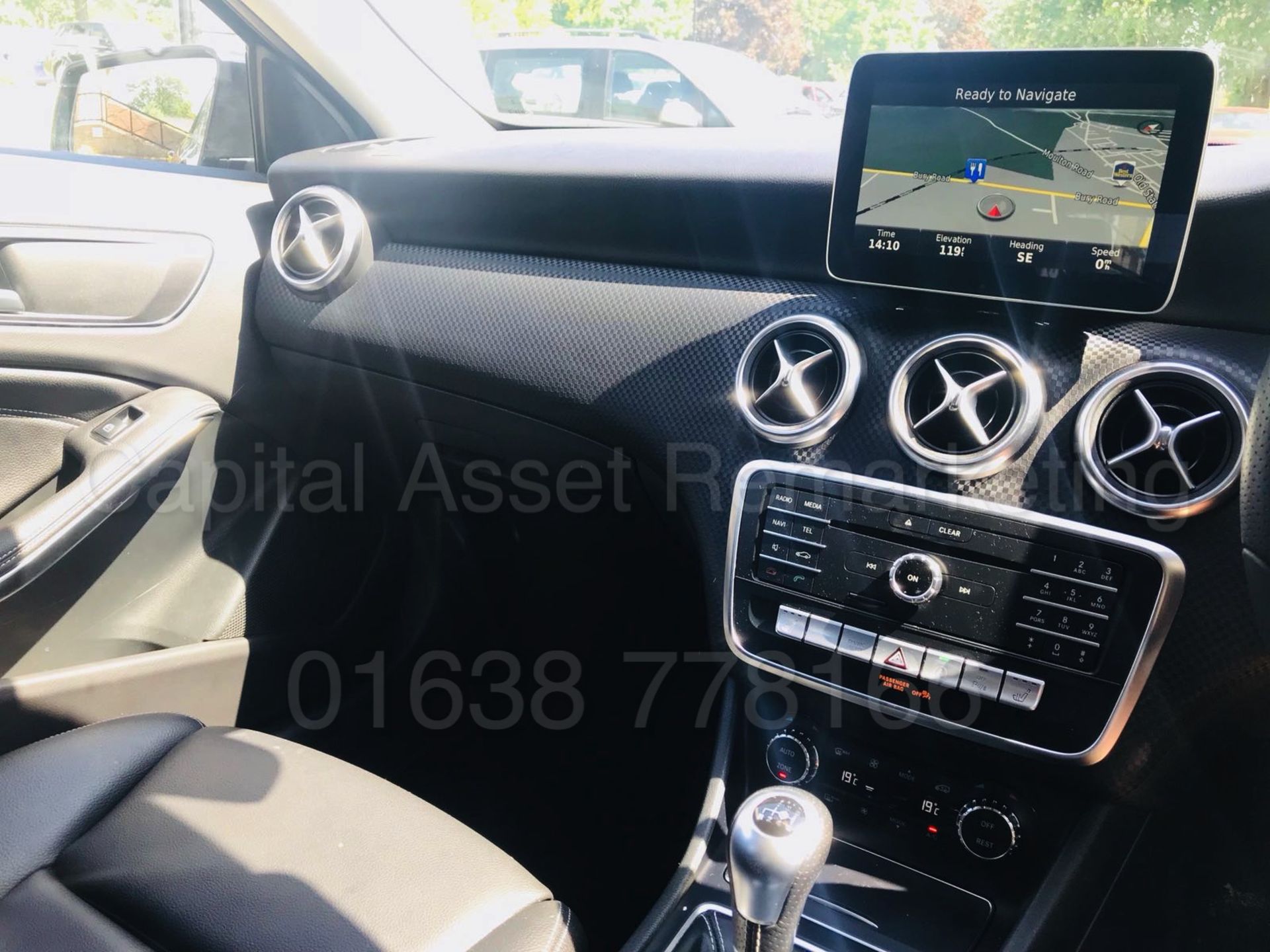 MERCEDES-BENZ A180d 'SPORT EXECUTIVE' (2017) 'LEATHER - SAT NAV - REVERSE CAMERA' **MASSIVE SPEC** - Image 25 of 38