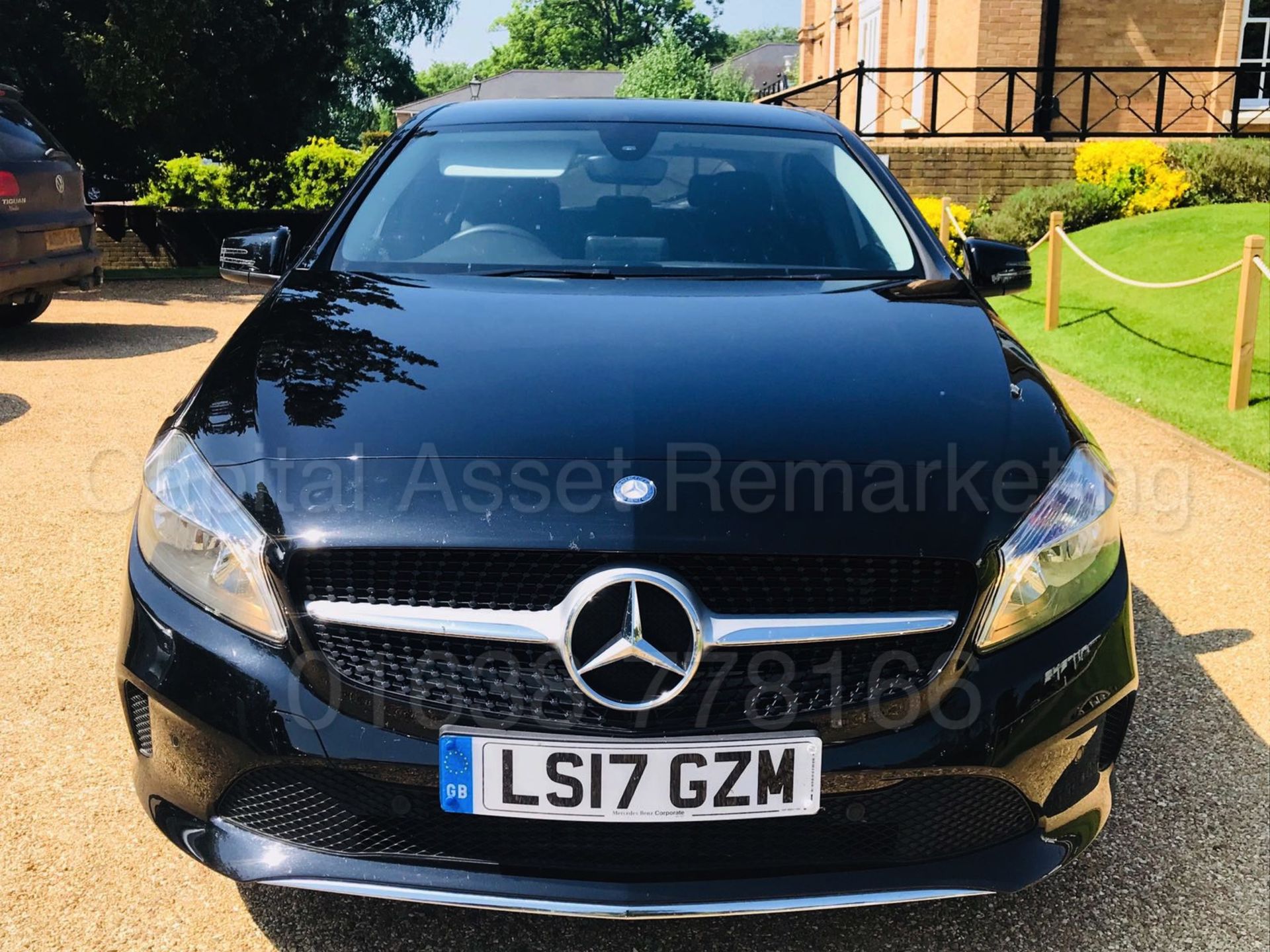 MERCEDES-BENZ A180d 'SPORT EXECUTIVE' (2017) 'LEATHER - SAT NAV - REVERSE CAMERA' **MASSIVE SPEC** - Image 3 of 38