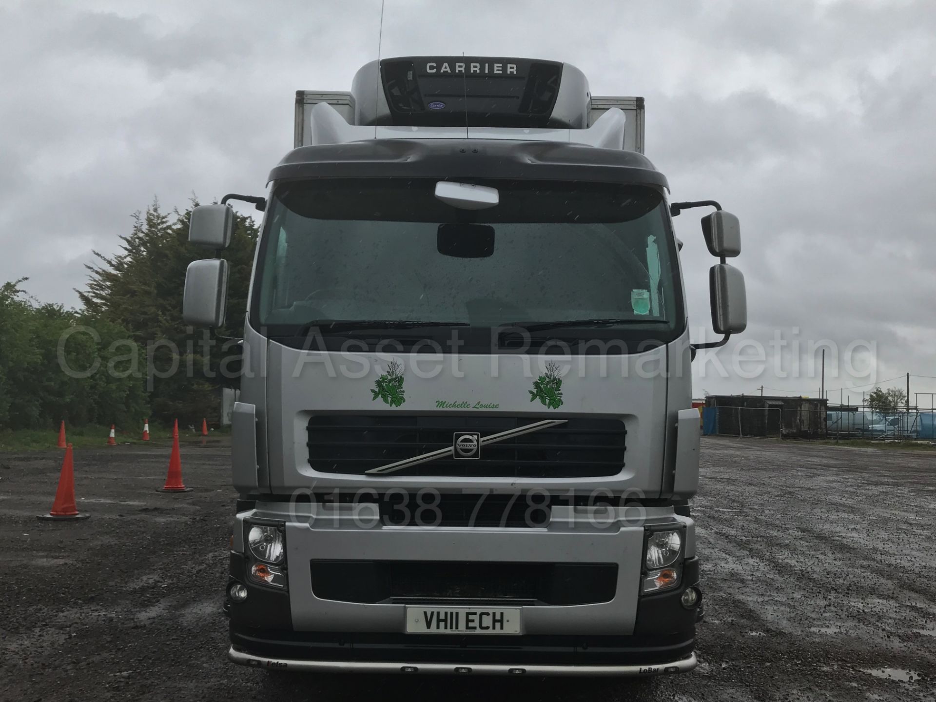 (On Sale) VOLVO ES260 '18 TONNE - REFRIGERATED TRUCK' *SLEEPER CAB* (2011) '7 LITRE DIESEL - MANUAL' - Image 3 of 30