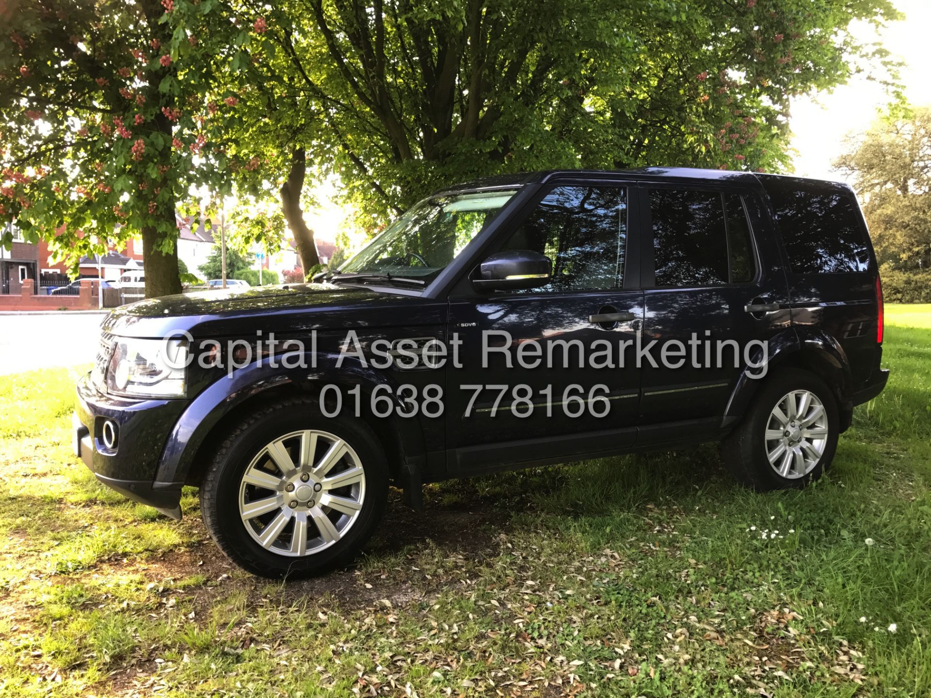 (On Sale) LAND ROVER DISCOVERY 4 'XS EDITION' *COMMERCIAL* (2015) '3.0 SDV6 - AUTO-LEATHER-SAT NAV' - Image 5 of 32