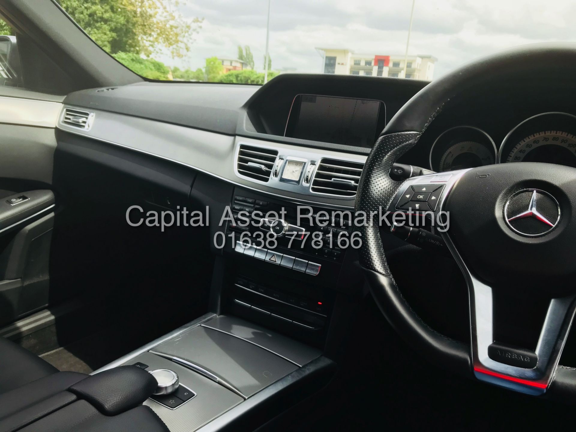 MERCEDES-BENZ E300 'DIESEL HYBRID' *AMG SPORT* (2015 MODEL) '7G TRONIC- LEATHER - SAT NAV' TOP SPEC - Image 30 of 41