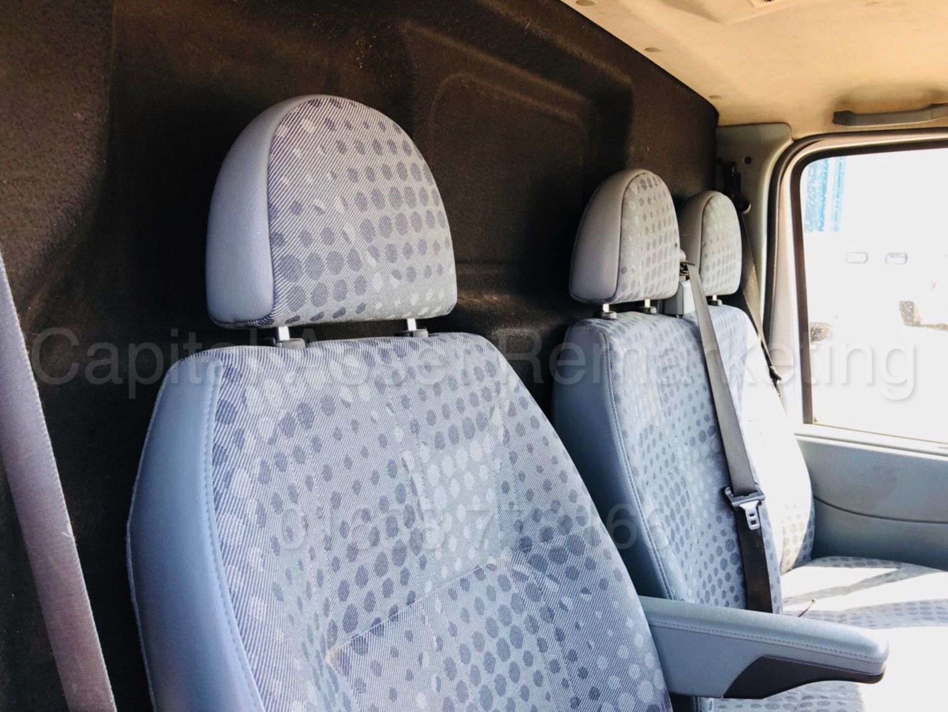 FORD TRANSIT 100 T280S FWD *TREND EDITION* (2012 MODEL) '2.2 TDCI - 100 BHP - 6 SPEED' *CRUISE* - Image 19 of 34