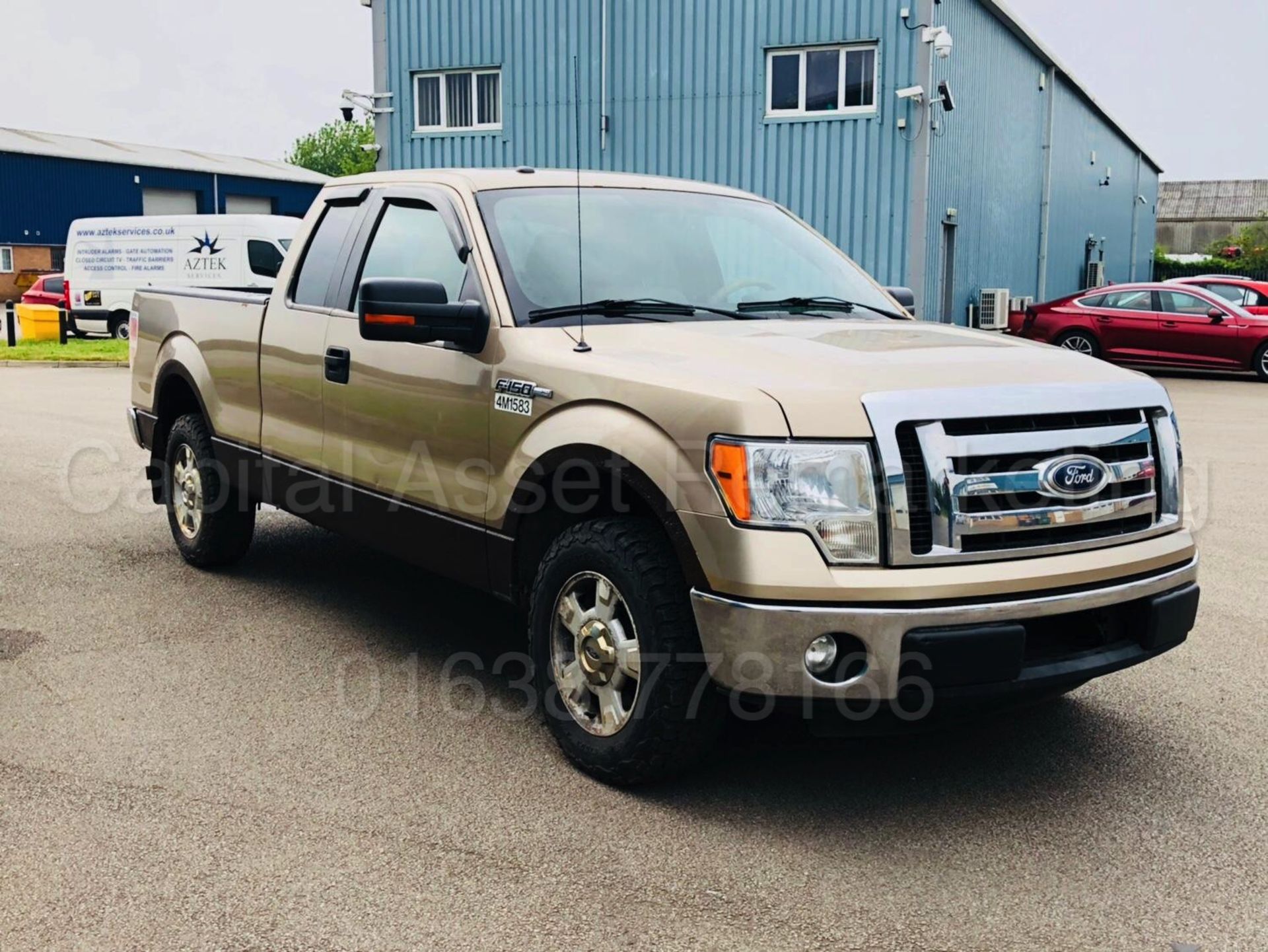 (ON SALE) FORD F-150 'XLT EDITION' KING CAB (2012 MODEL) '5.0 V8 - COLUM GEARBOX' **MASSIVE SPEC** - Image 12 of 33