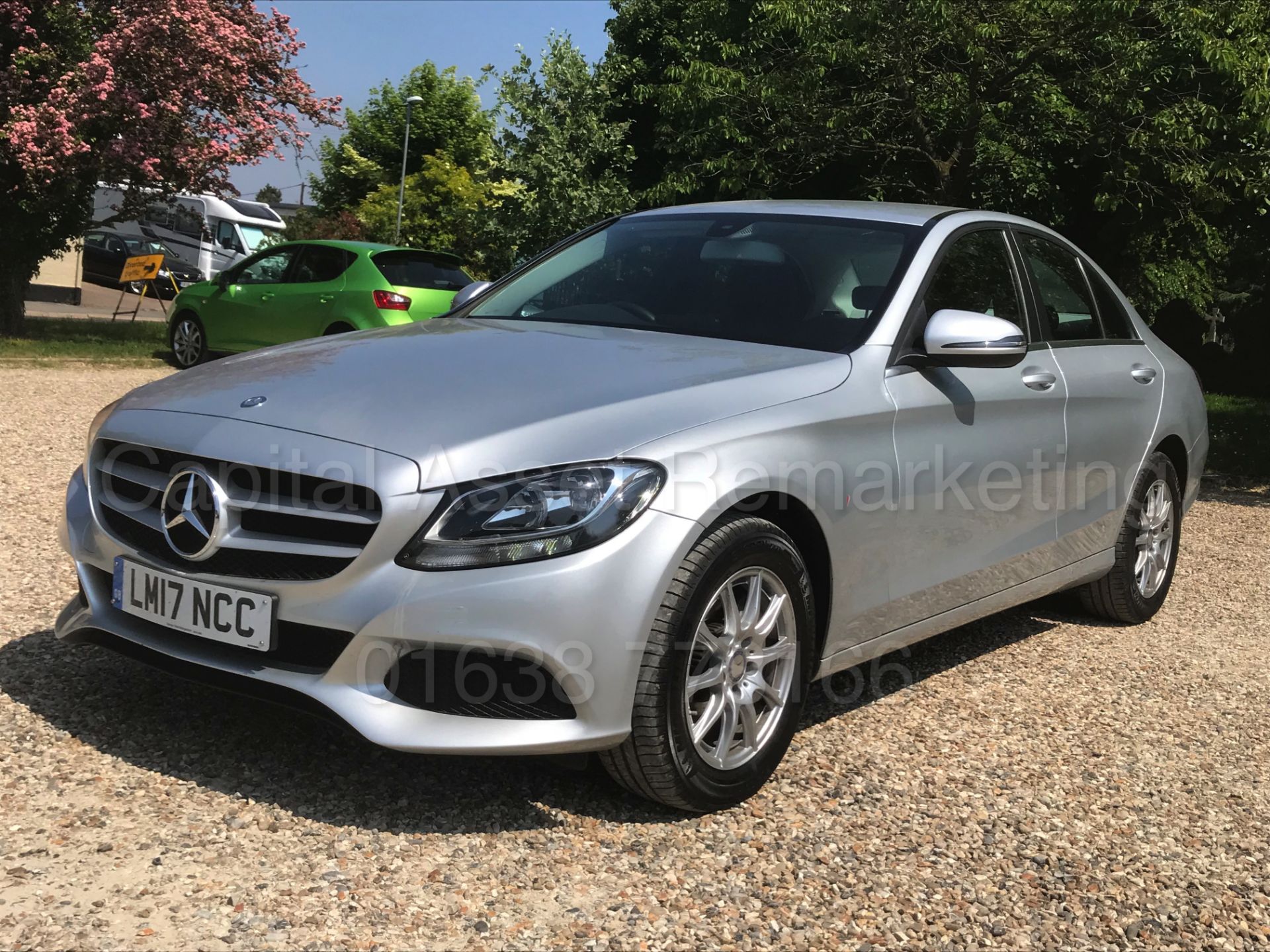 MERCEDES-BENZ C220d *4 DOOR SALOON* (2017) '9G TRONIC AUTO - LEATHER - SAT NAV' **MASSIVE SPEC** - Image 4 of 41