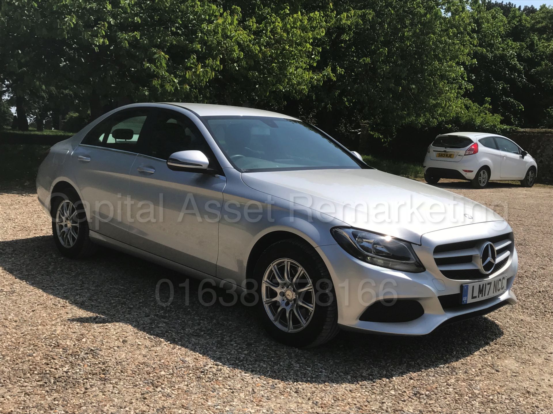 MERCEDES-BENZ C220d *4 DOOR SALOON* (2017) '9G TRONIC AUTO - LEATHER - SAT NAV' **MASSIVE SPEC** - Image 2 of 41