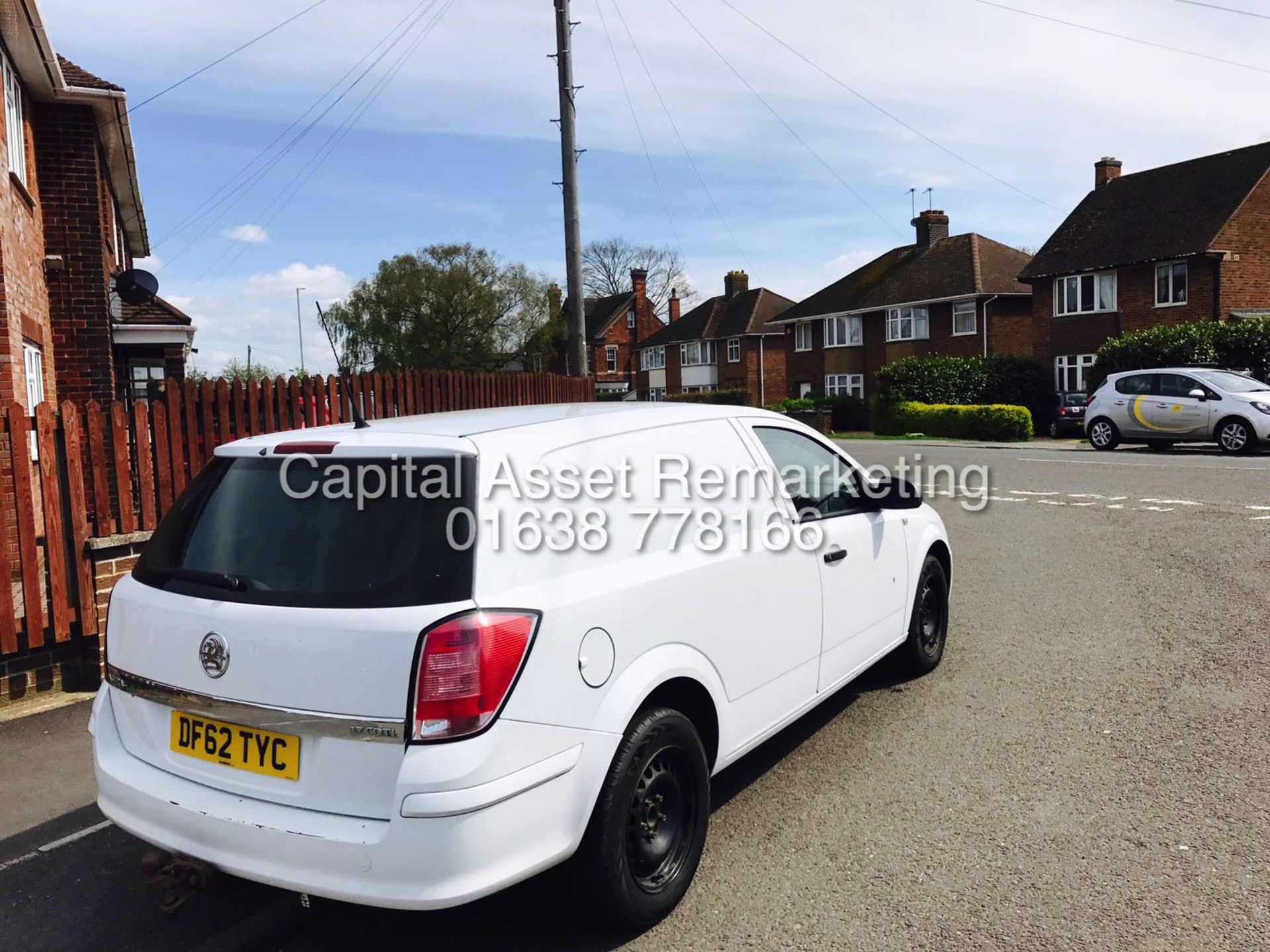 VAUXHALL ASTRA 'LCV - PANEL VAN' (2013 MODEL) '1.7 CDTI - 6 SPEED' - Image 3 of 7