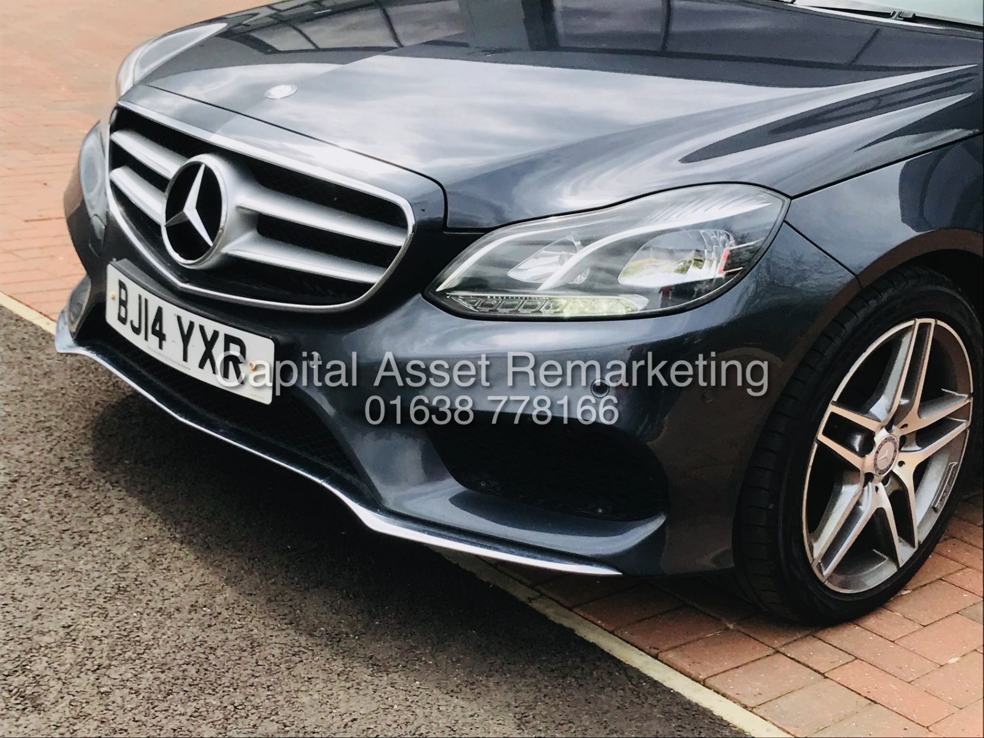 MERCEDES-BENZ E300 'DIESEL HYBRID' *AMG SPORT* (2015 MODEL) '7G TRONIC- LEATHER - SAT NAV' TOP SPEC - Image 14 of 41