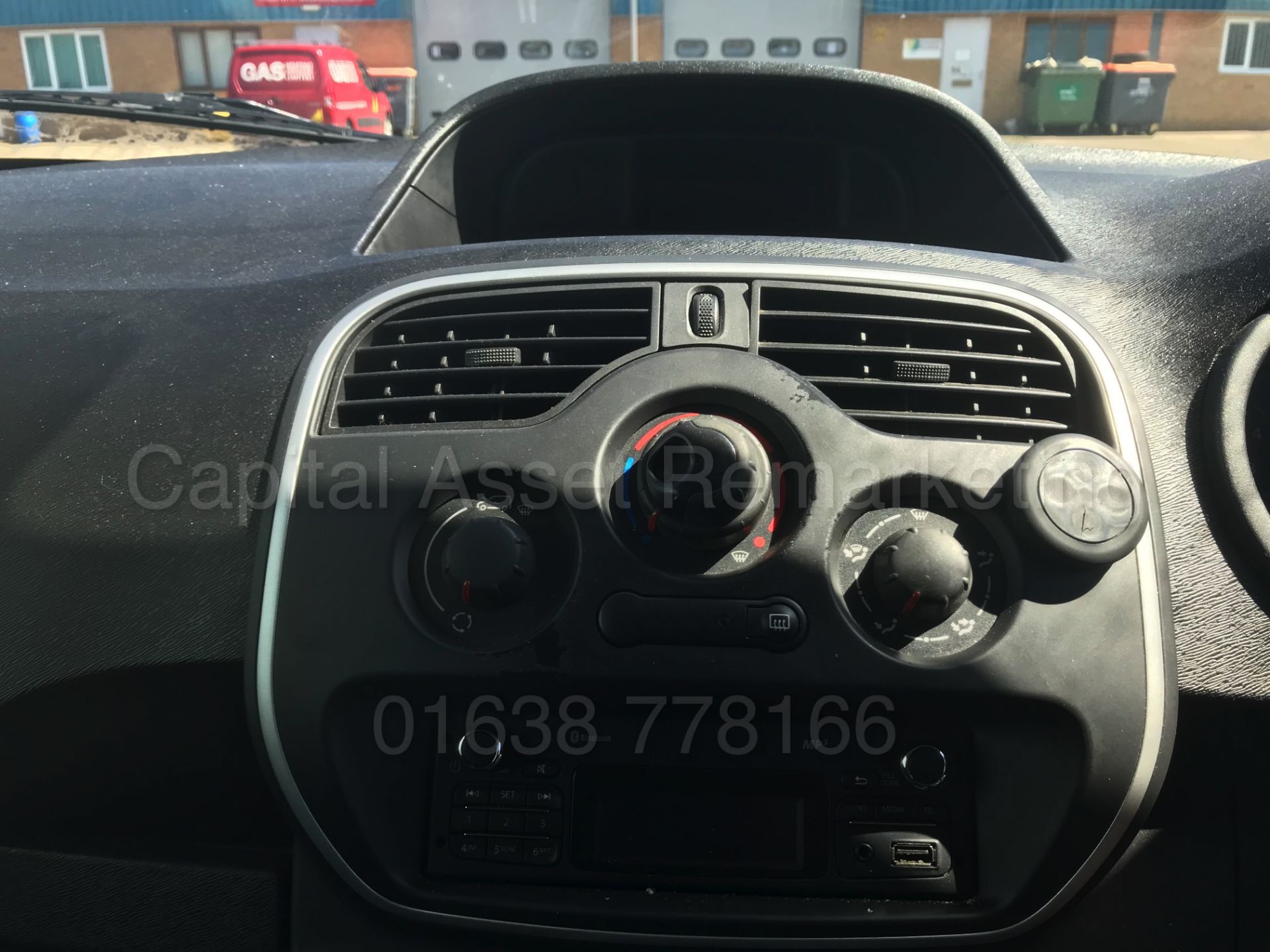 (On Sale) RENAULT KANGOO ML19 ENERGY 'PANEL VAN' (2016 MODEL) '1.5 DCI - 75 BHP' *STOP/START* - Image 25 of 29