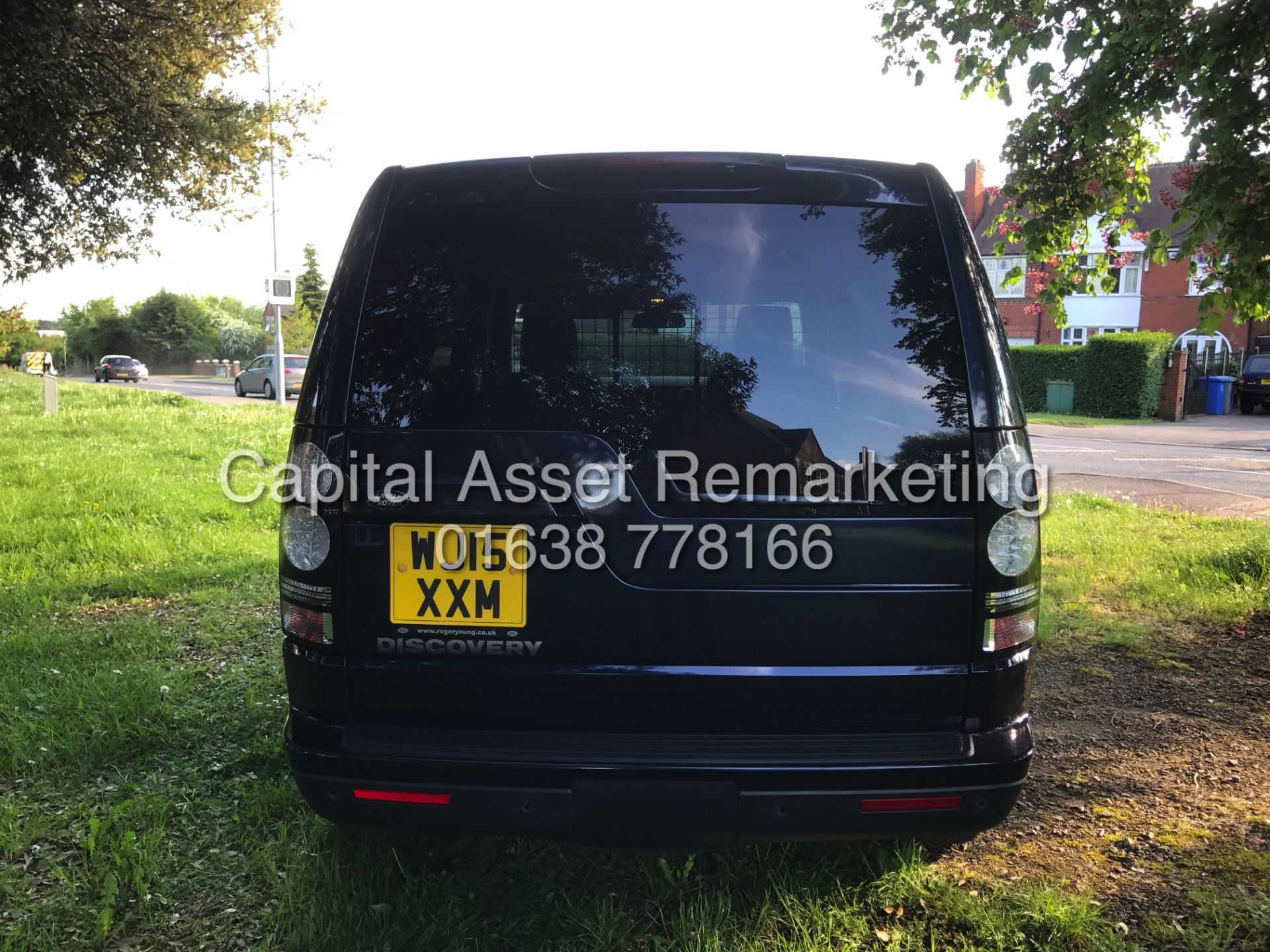 (On Sale) LAND ROVER DISCOVERY 4 'XS EDITION' *COMMERCIAL* (2015) '3.0 SDV6 - AUTO-LEATHER-SAT NAV' - Image 8 of 32