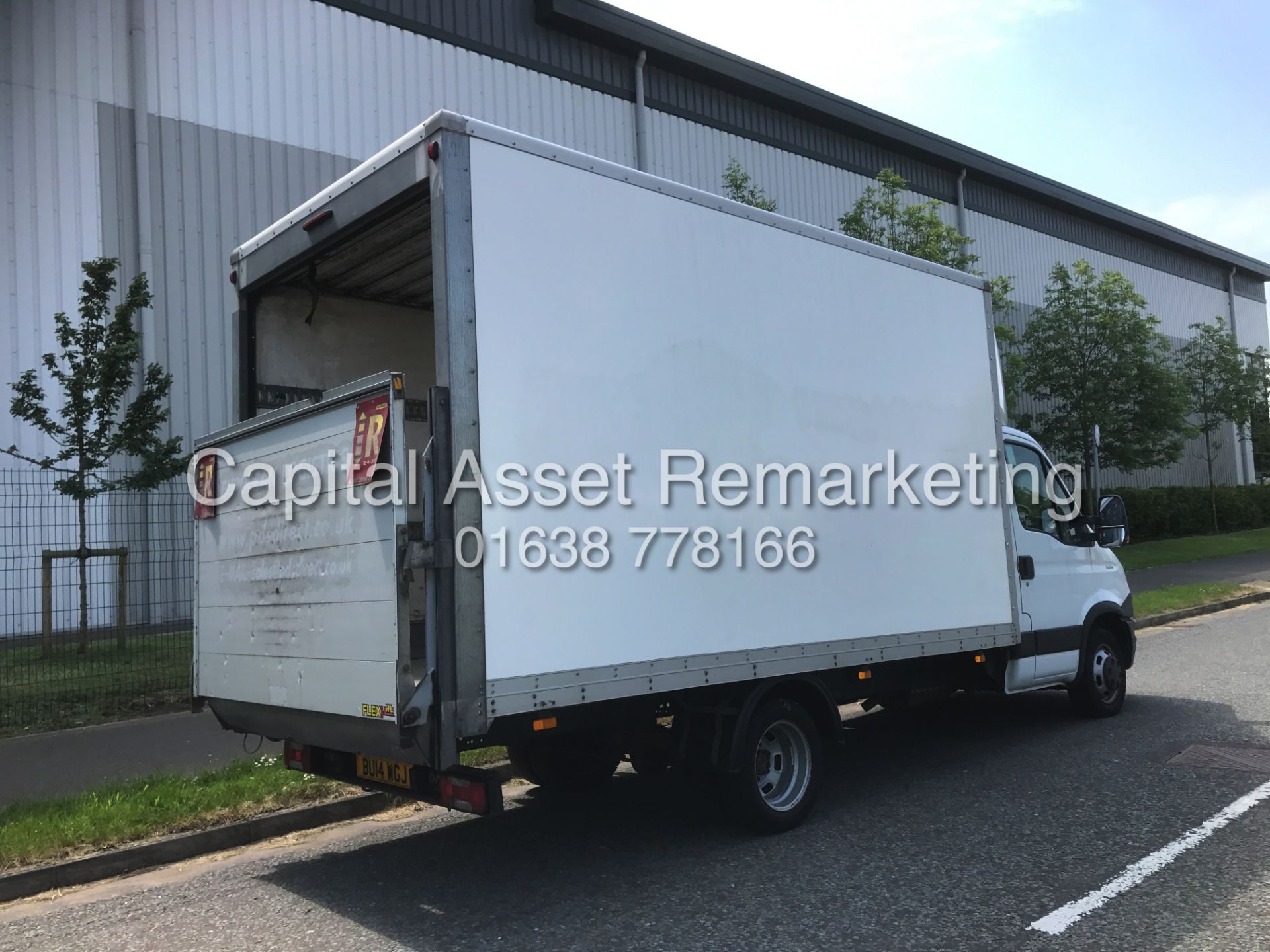 (ON SALE) IVECO DAILY 3.0TD 35C15 "150BHP - 6 SPEED" LWB BOX VAN "TWIN WHEELER" 14FT BODY - 1 OWNER - Image 3 of 14