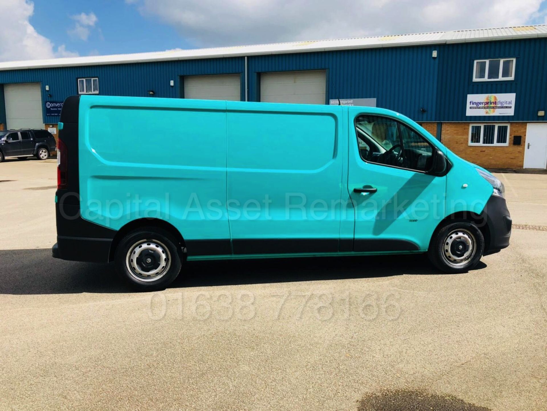 VAUXHALL VIVARO 2900 'ECOFLEX' (2016 MODEL) '1.6 CDTI - 6 SPEED - STOP/START' *HUGE SPEC* - Image 12 of 36