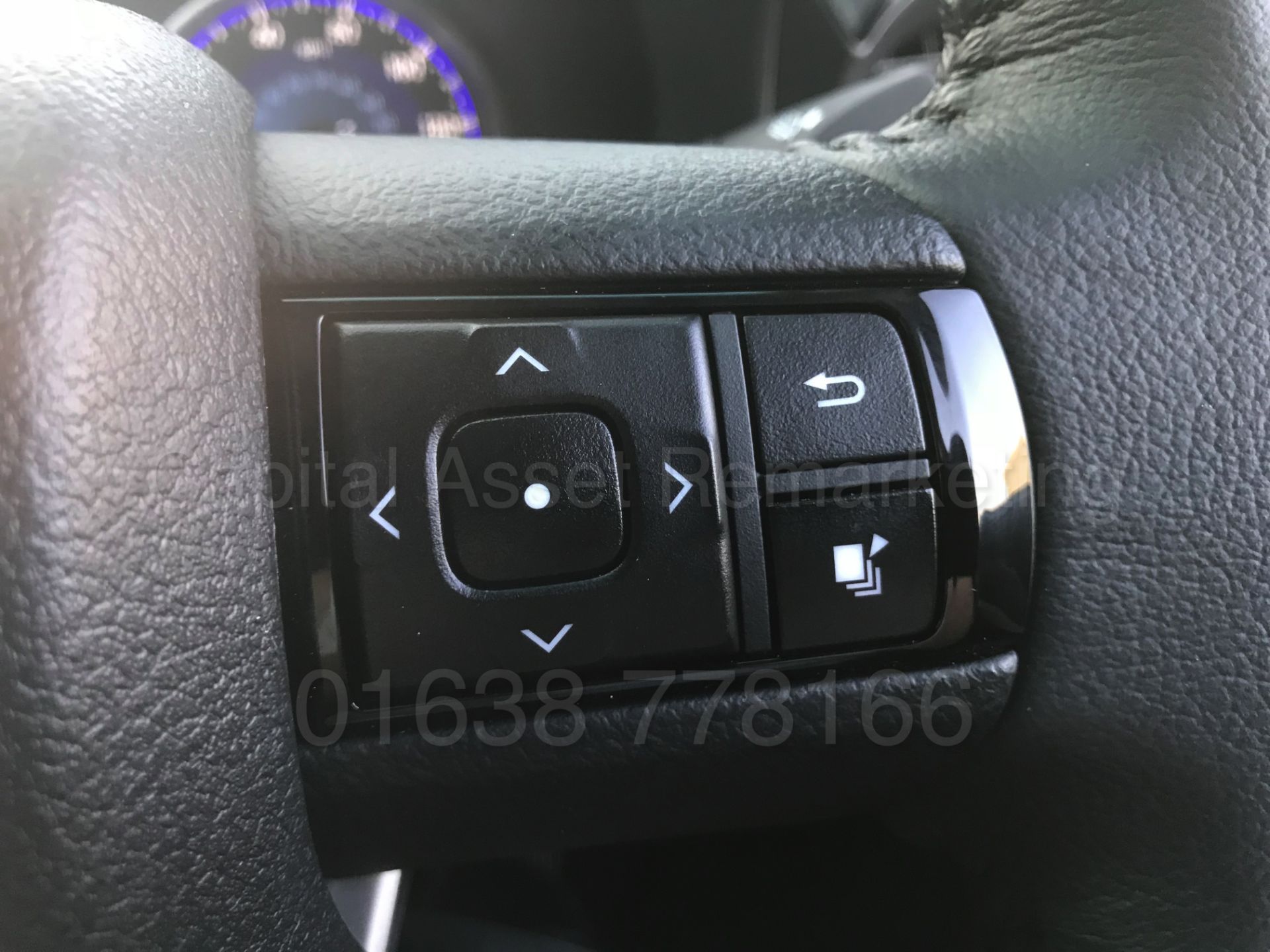 TOYOTA HILUX 'INVINCIBLE X' (2018) D/CAB PICK-UP 'D-4D - AUTO - LEATHER - SAT NAV' *STOP/START* - Image 74 of 76