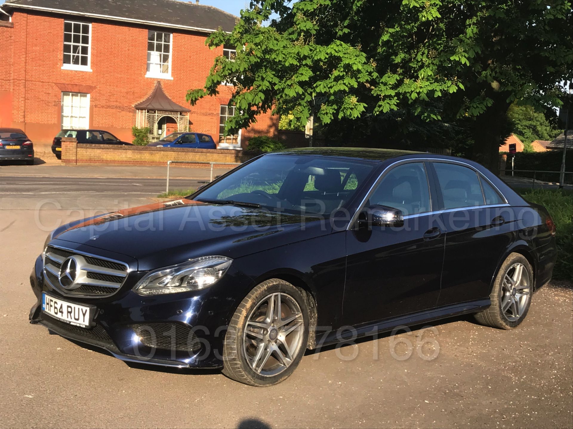 MERCEDES-BENZ E220d *AMG LINE* SALOON (2015) '7G TRONIC AUTO - LEATHER - SAT NAV' **MASSIVE SPEC** - Image 3 of 36